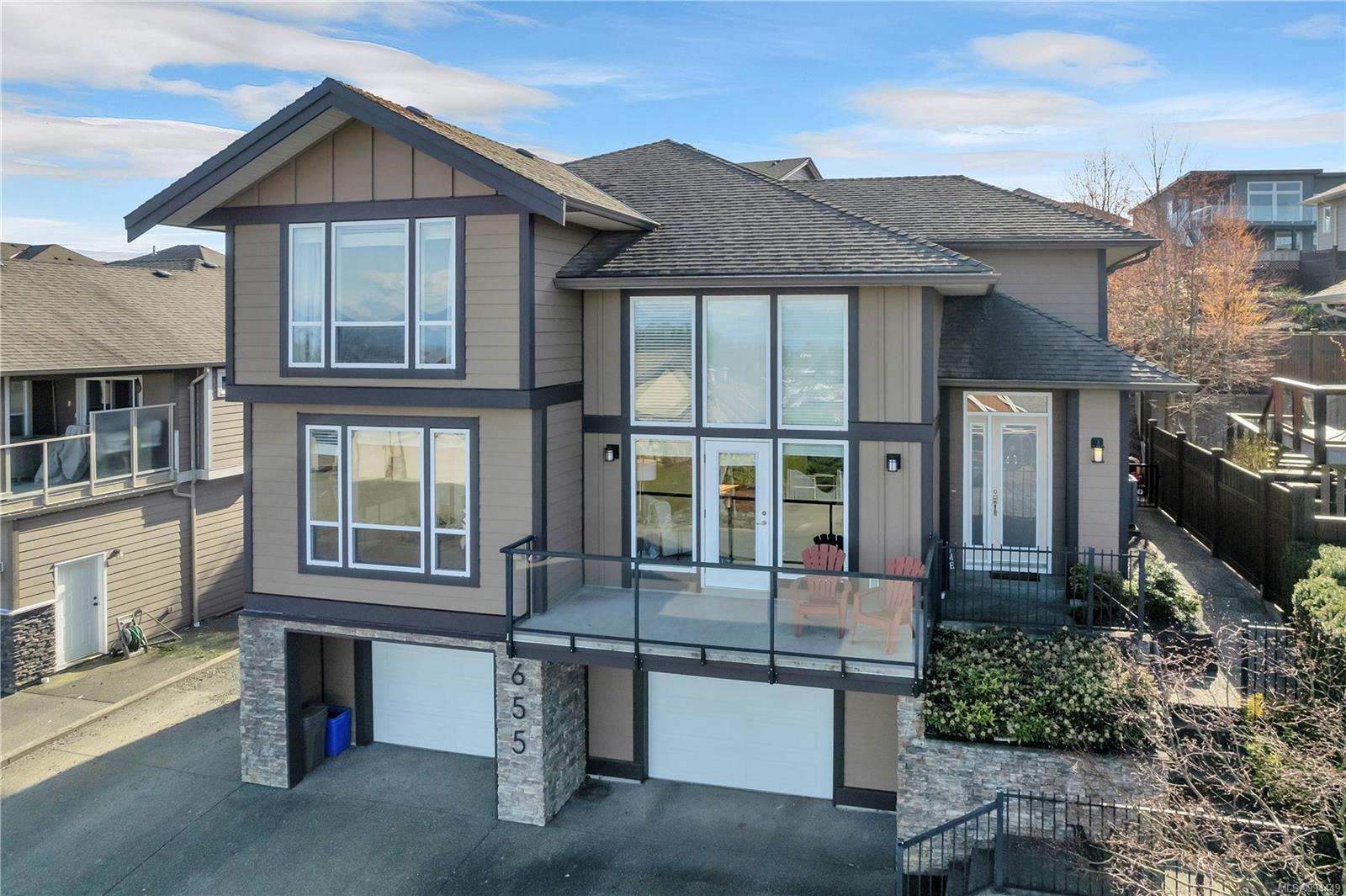 $999,000 - 655 Mariner Dr<br>British Columbia, V9H 1V9