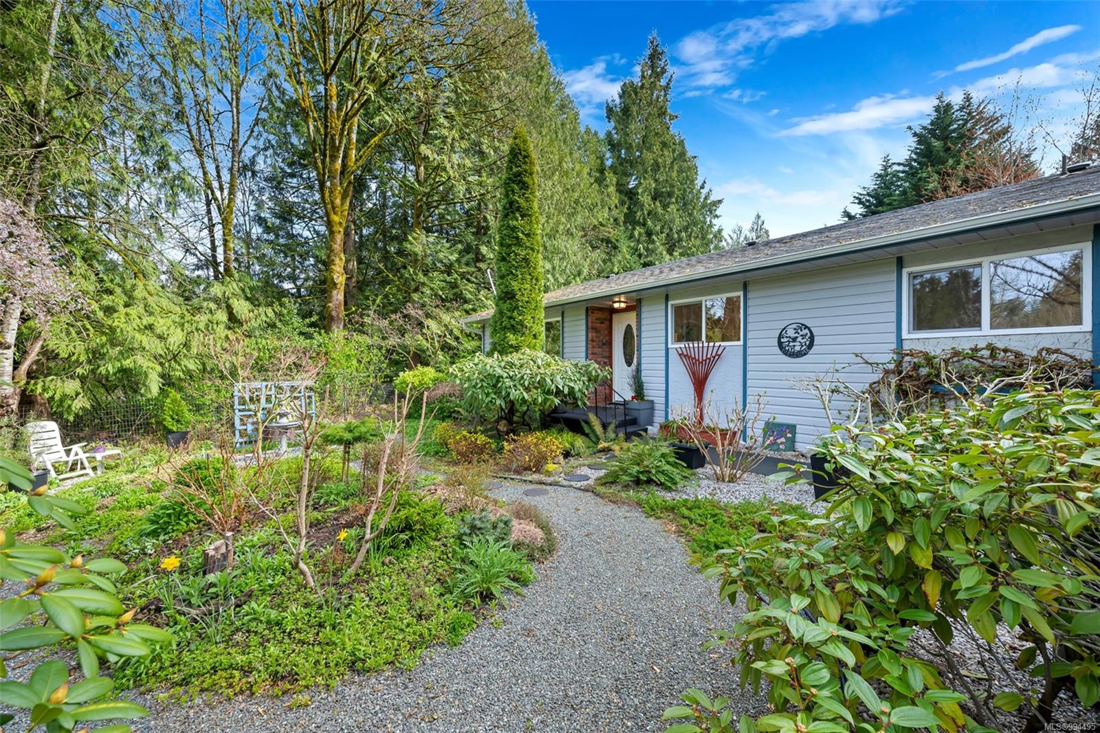$1,299,000 - 2960 Deerwood Pl<br>British Columbia, V0R 2P2