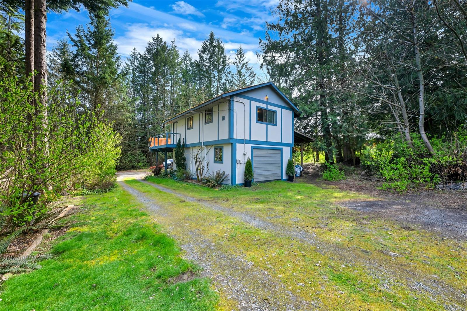 $1,299,000 - 2960 Deerwood Pl<br>British Columbia, V0R 2P2