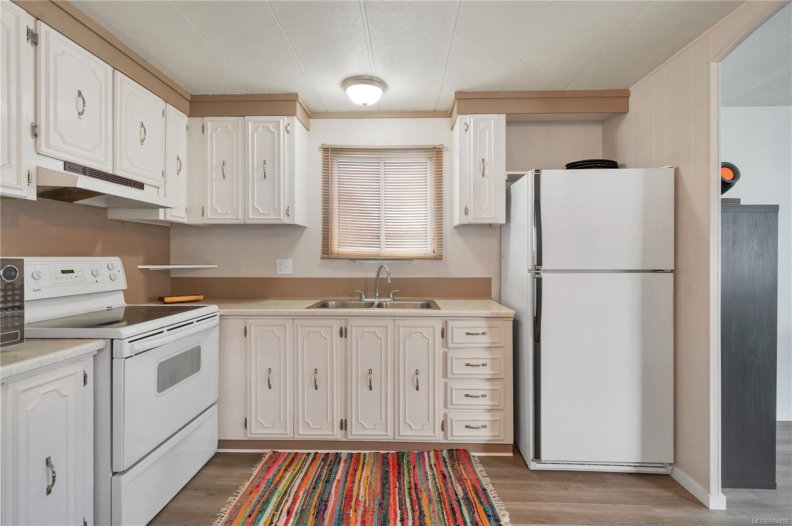 $164,500 - 951 Homewood Rd<br>British Columbia, V9W 3N7