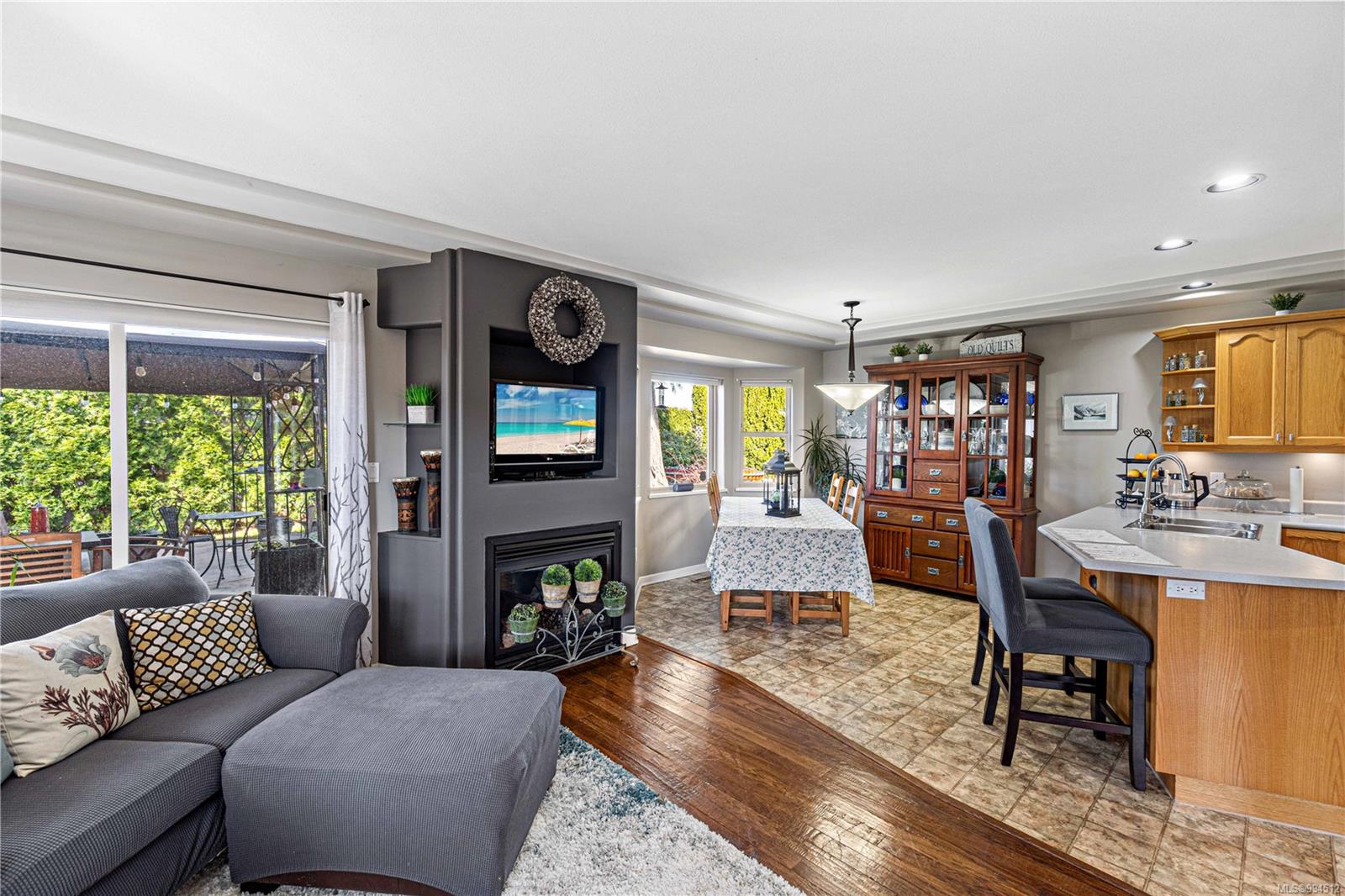 $859,900 - 675 Lowry's Rd<br>British Columbia, V9P 2N9