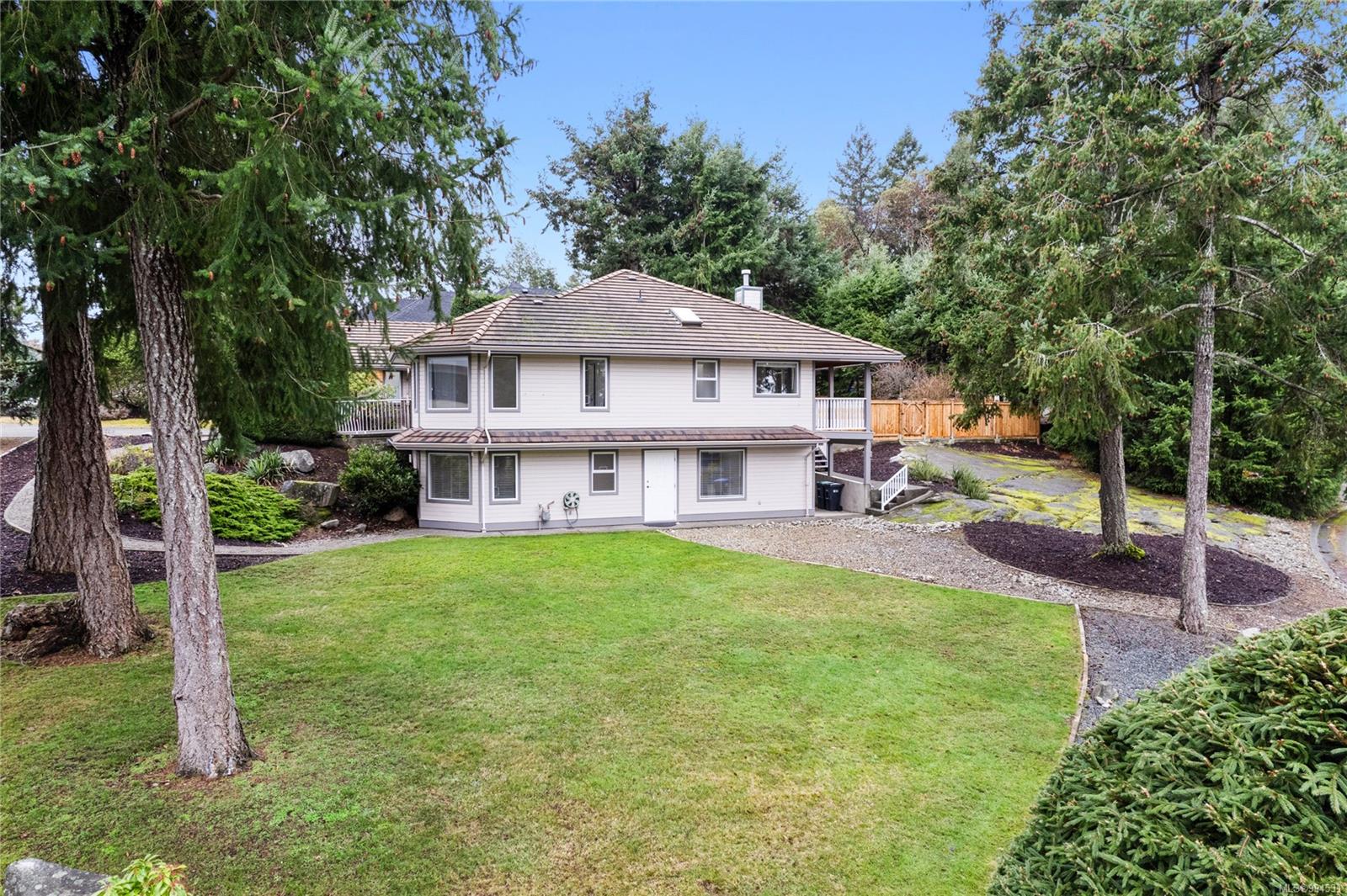 $1,174,900 - 3455 Carmichael Rd<br>British Columbia, V9P 9G5