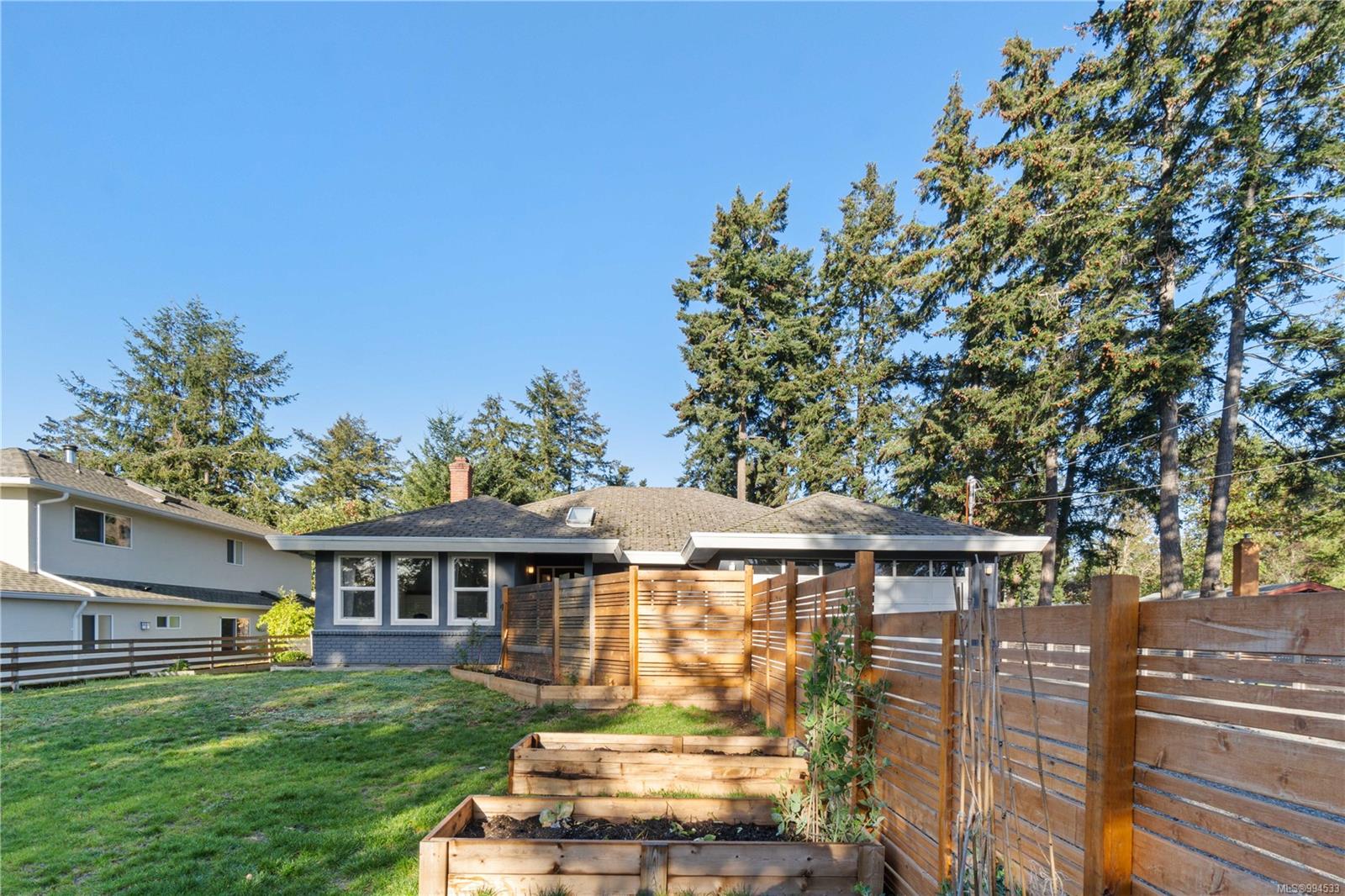 $899,900 - 1374 Pilot Way<br>British Columbia, V9P 9B8
