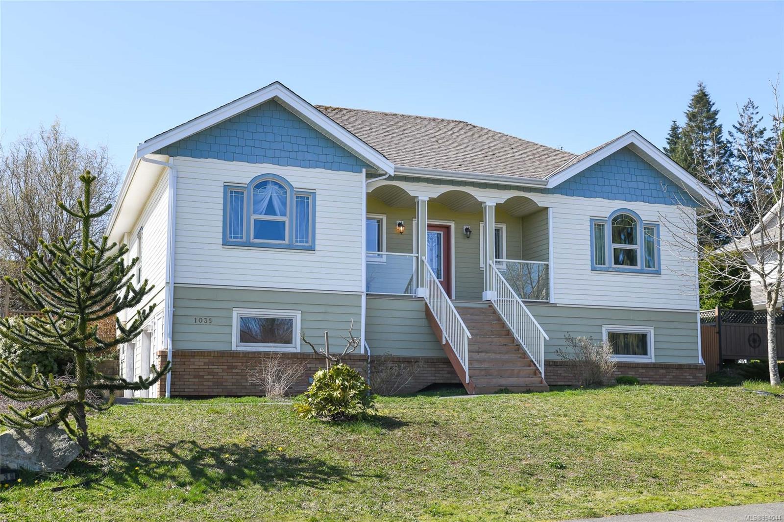 $1,019,000 - 1039 Arrowsmith Ave<br>British Columbia, V9N 8M8