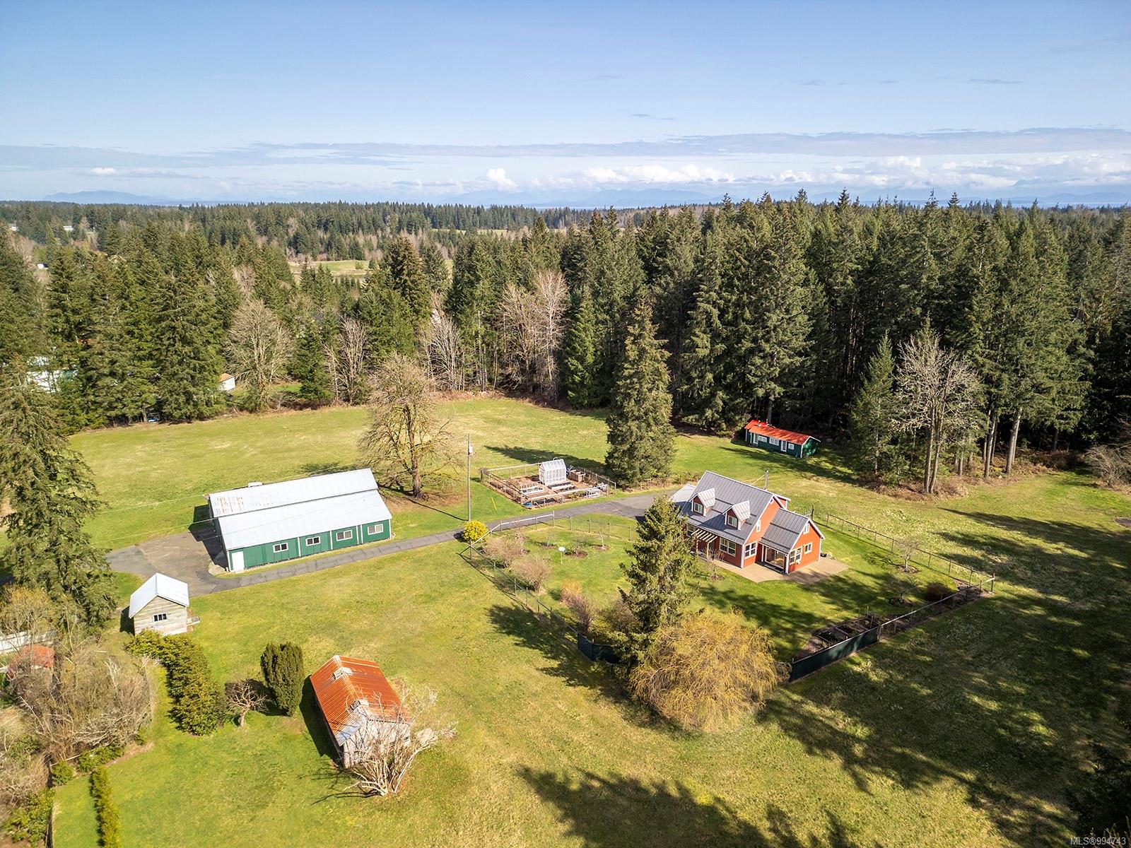 $2,475,000 - 7792 Island Hwy<br>British Columbia, V9J 1G5