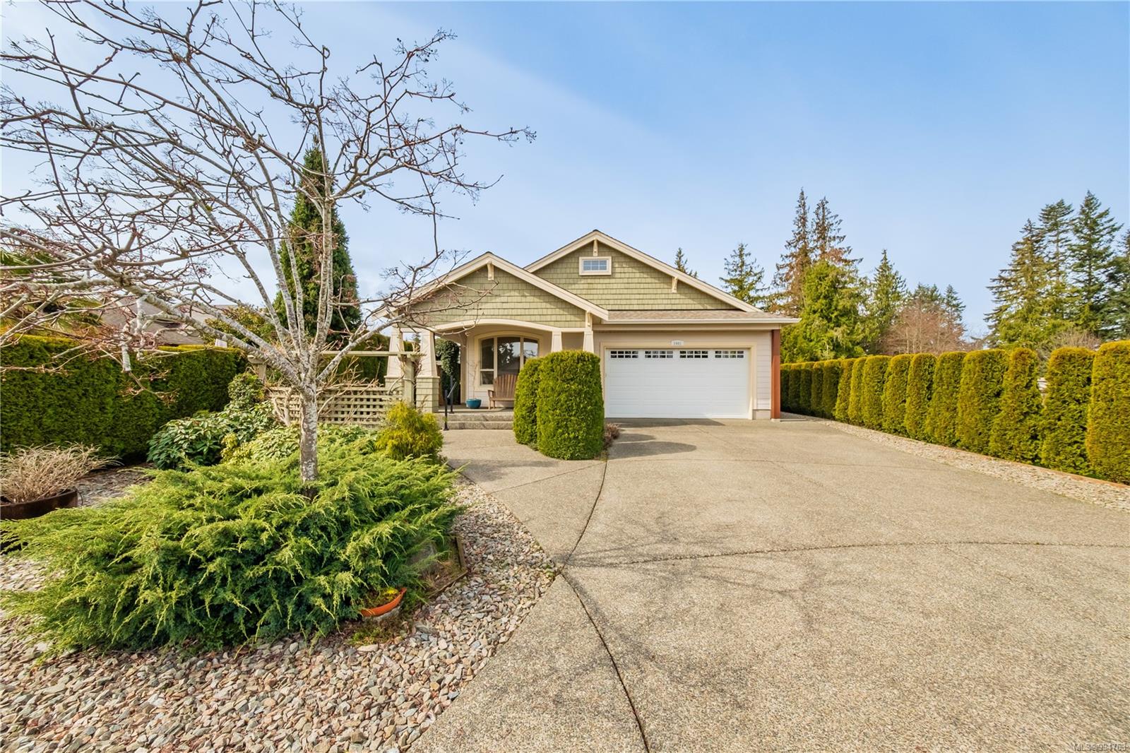 $1,089,000 - 1441 Sumar Lane<br>British Columbia, V9P 2E7