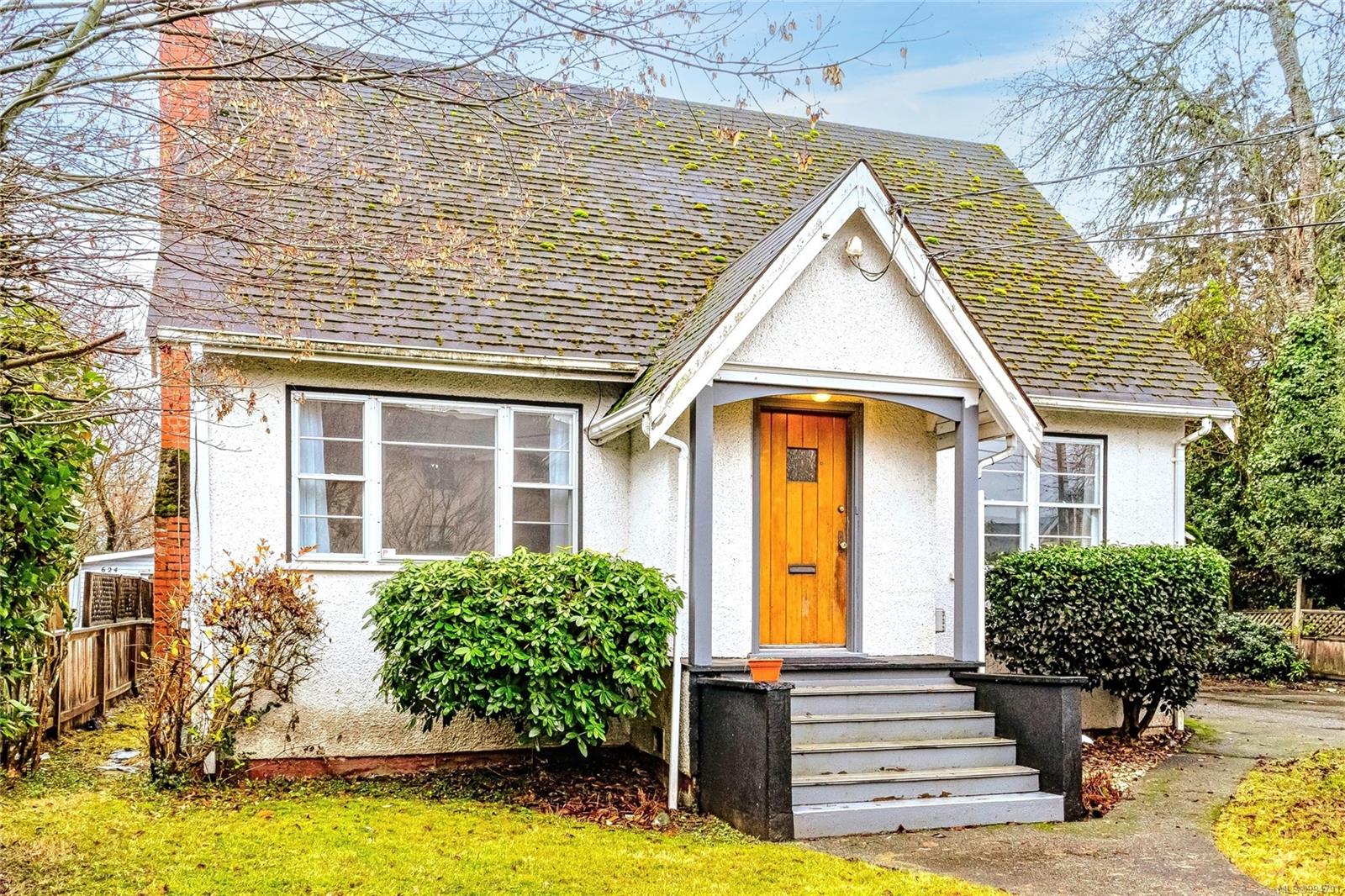 $589,000 - 620 Trunk Rd<br>British Columbia, V9L 2R4