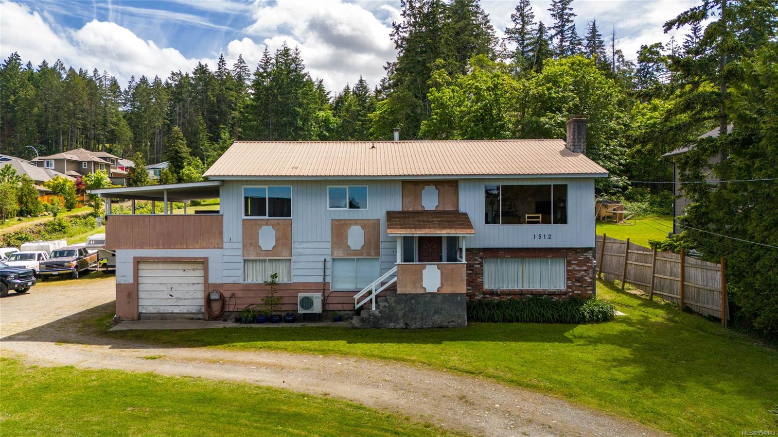 $865,000 - 1512 Adelaide St<br>British Columbia, V0R 1R0