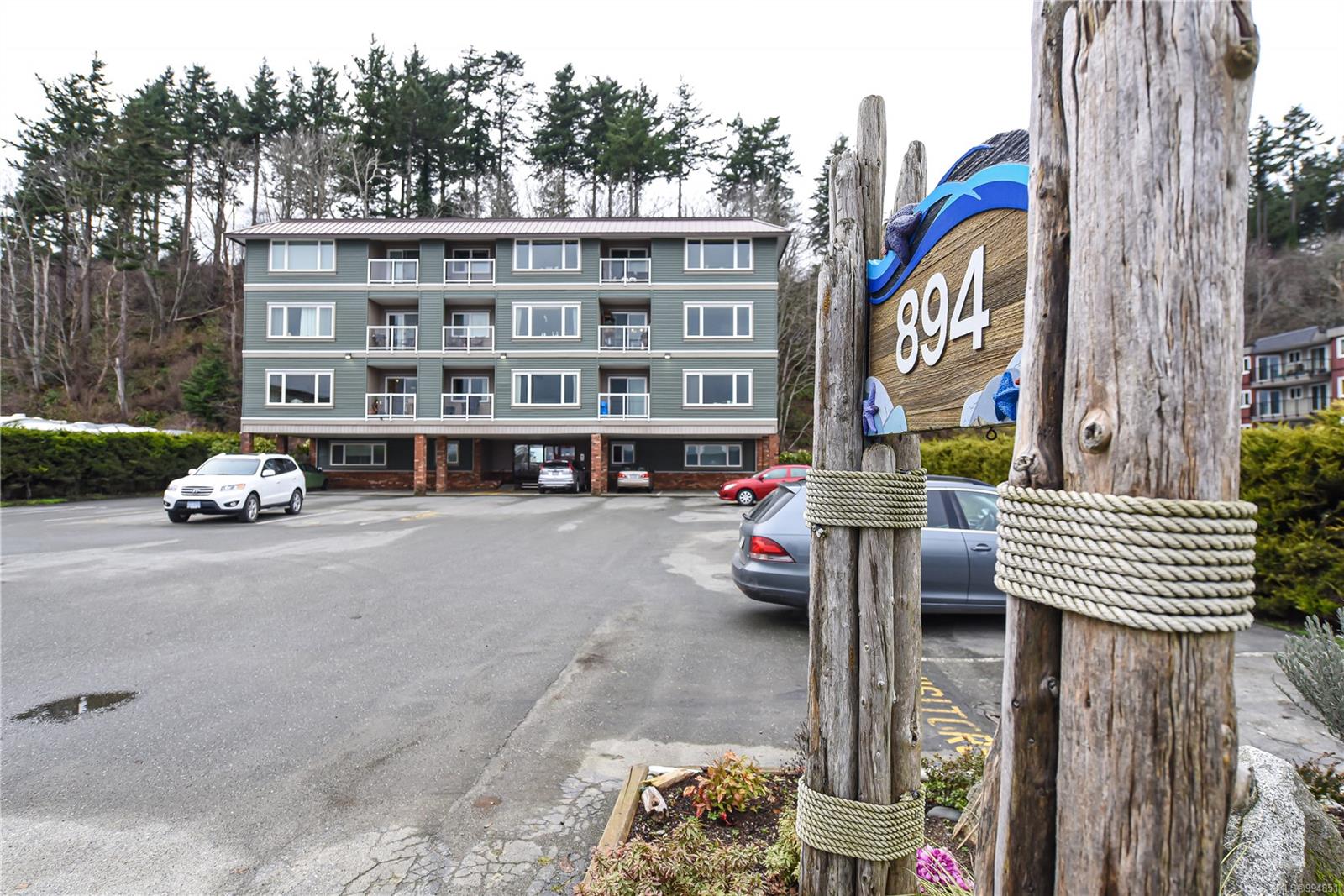 $399,900 - 894 Island Hwy<br>British Columbia, V9W 1A8