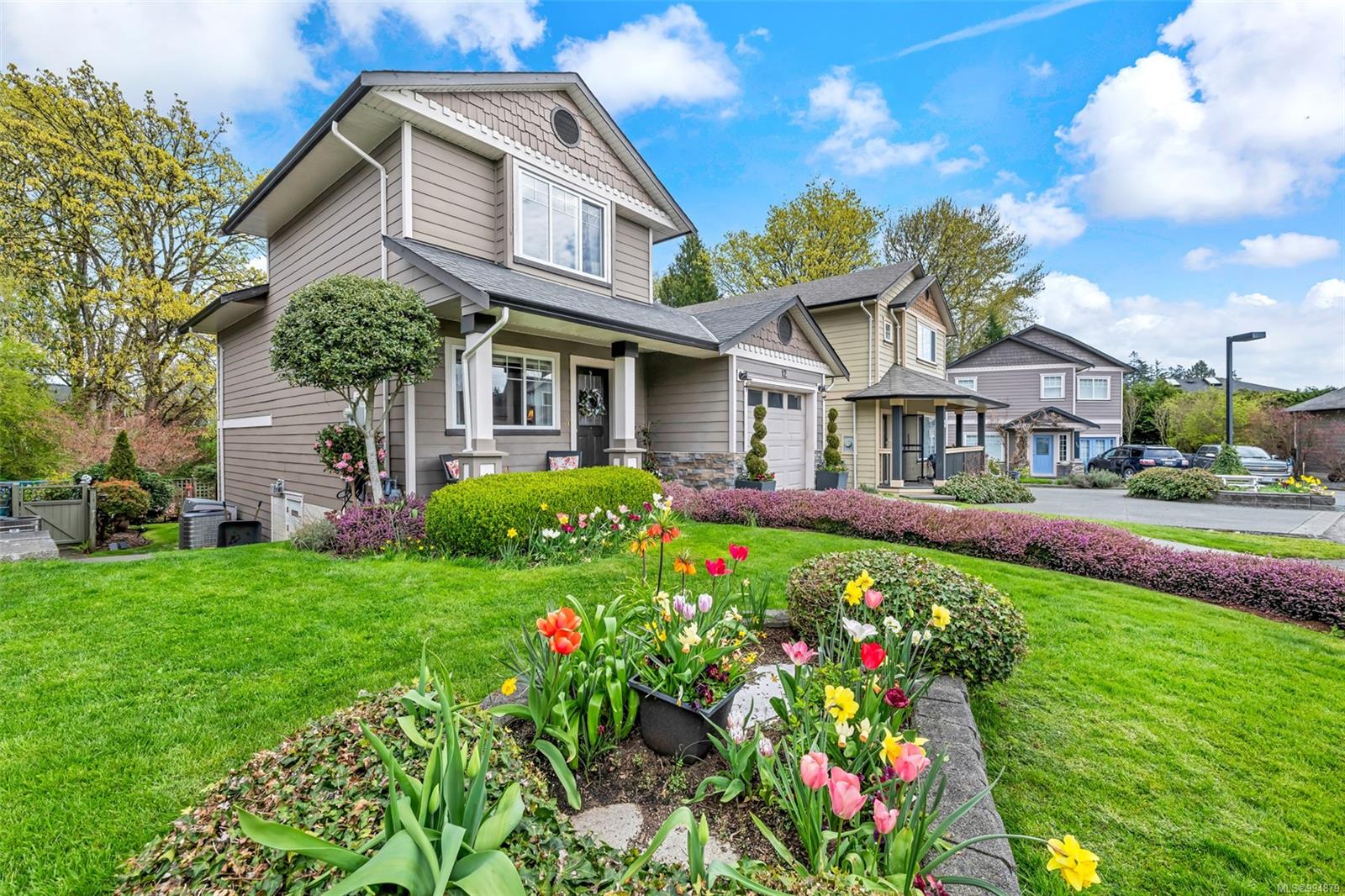 $649,900 - 3085 Sherman Rd<br>British Columbia, V9L 2C1