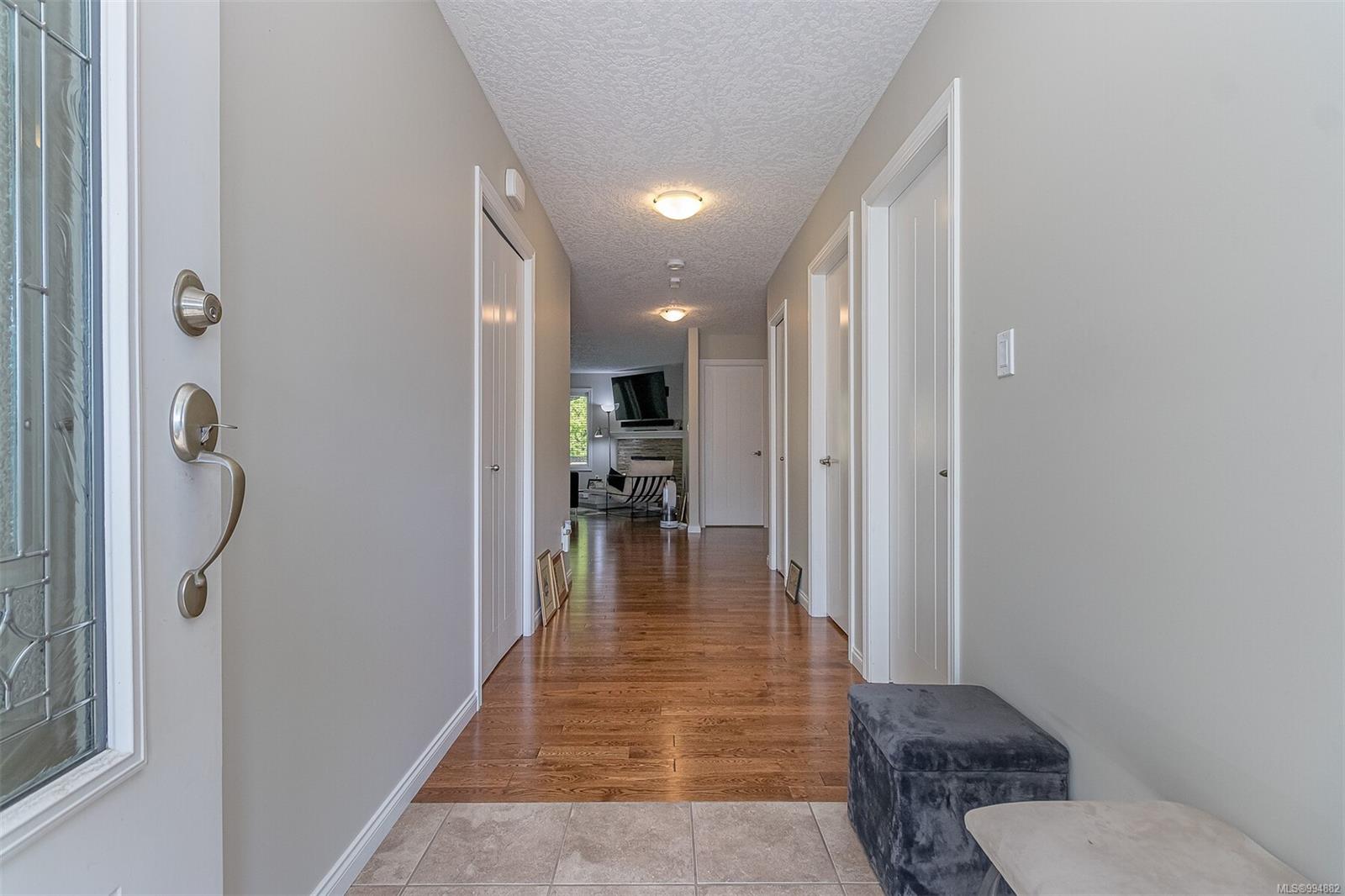 $849,900 - 3335 Cook St<br>British Columbia, V0R 1K2