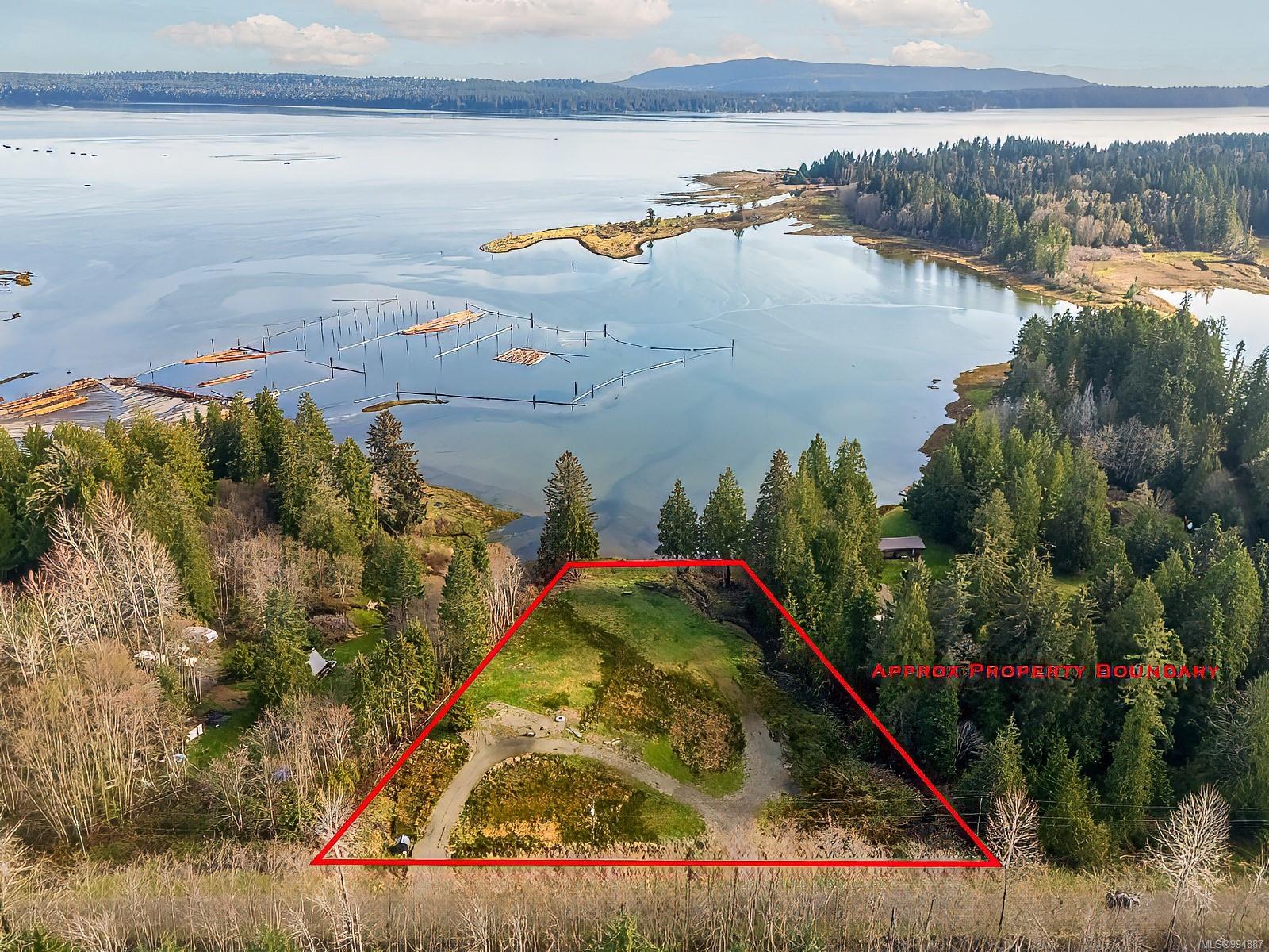 $775,000 - 8460 Penny Lane<br>British Columbia, V0R 1W0