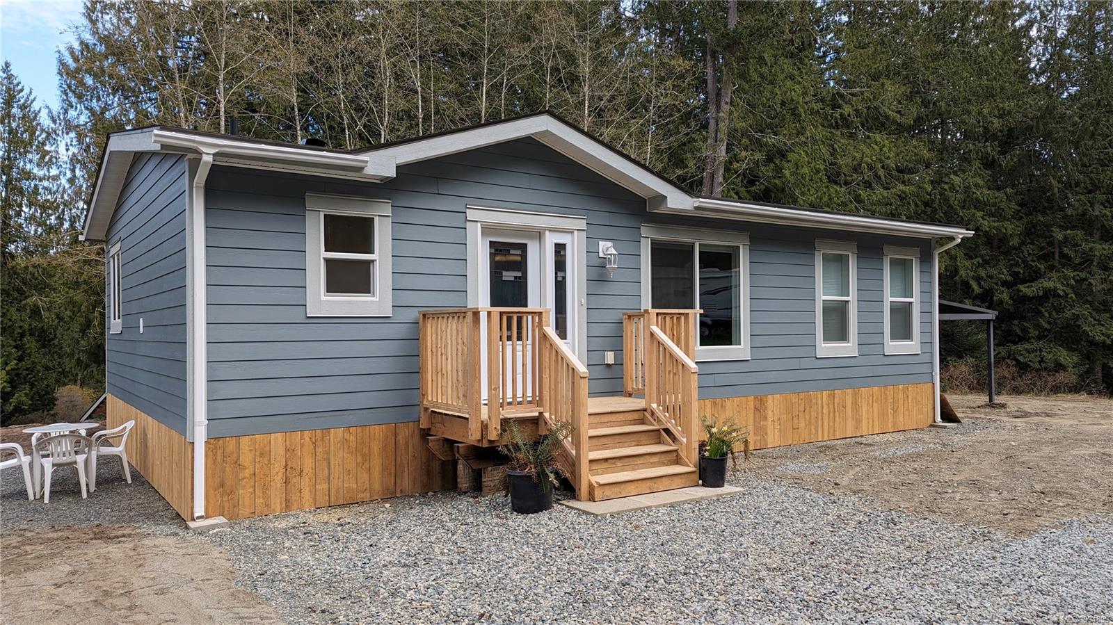 $929,000 - 1040 Conville Rd<br>British Columbia, V0R 1X2