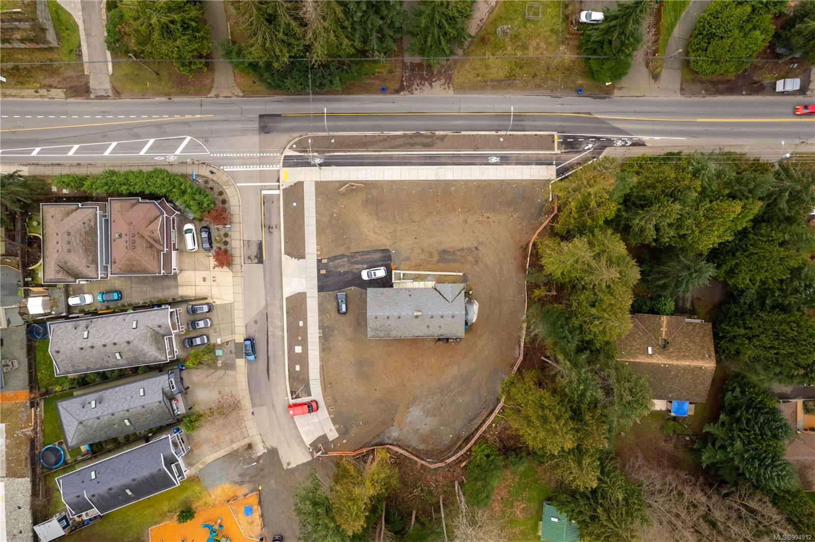 $848,000 - 5100 Hammond Bay Rd<br>British Columbia, V9T 5B5