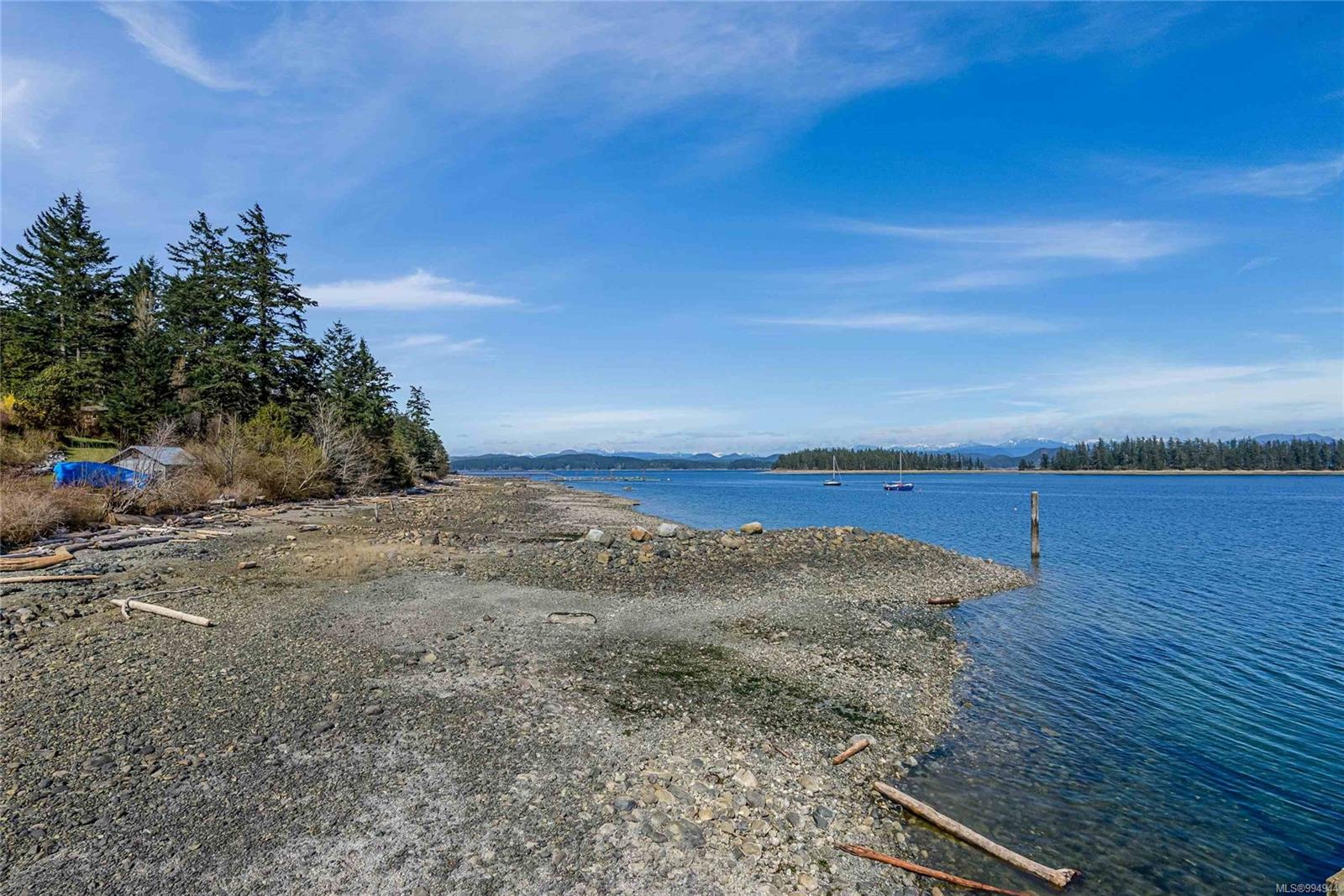 $1,685,000 - 1492 Heriot Bay Rd<br>British Columbia, V0P 0A7