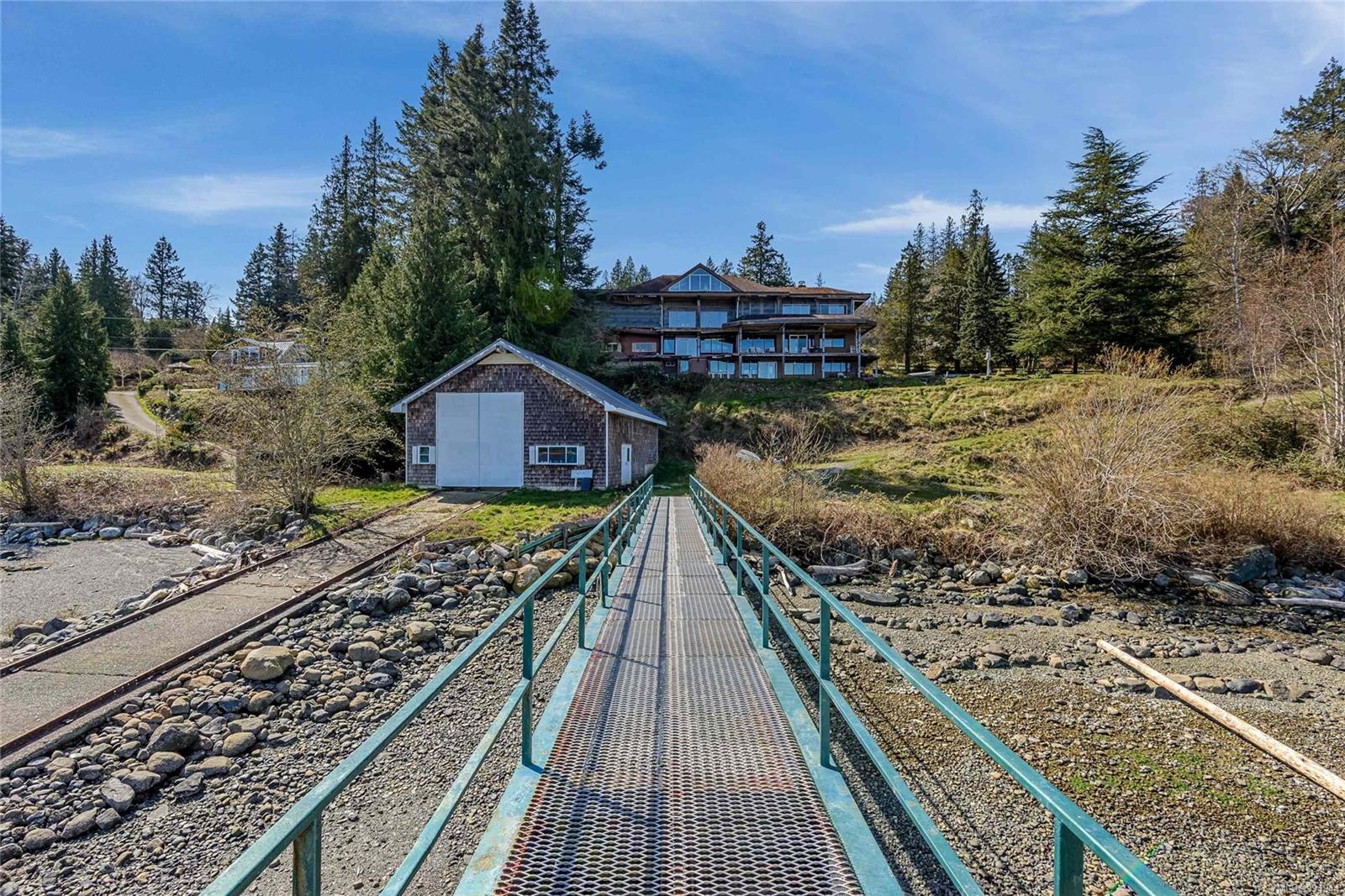 $1,685,000 - 1492 Heriot Bay Rd<br>British Columbia, V0P 0A7