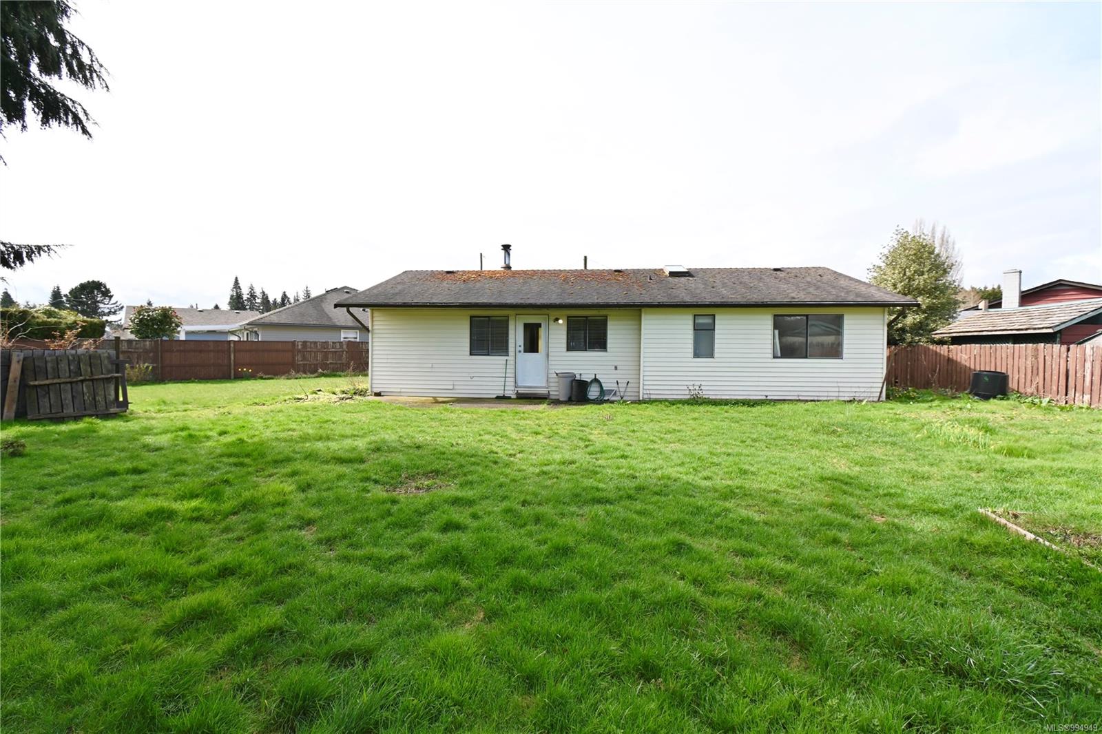 $569,000 - 3015 Country Close<br>British Columbia, V9W 6X6