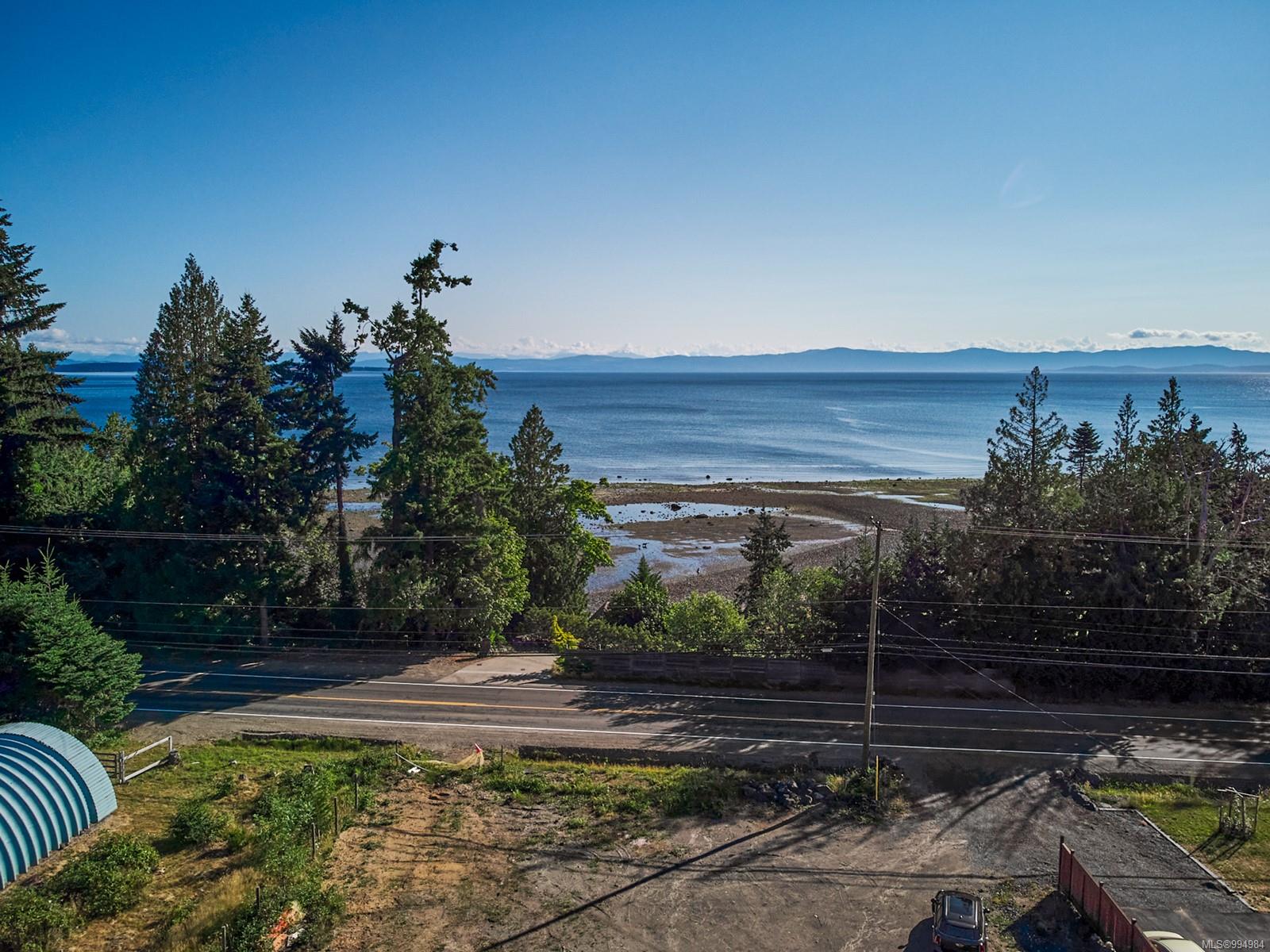 $499,900 - 6632 Island Hwy<br>British Columbia, V0R 1G0