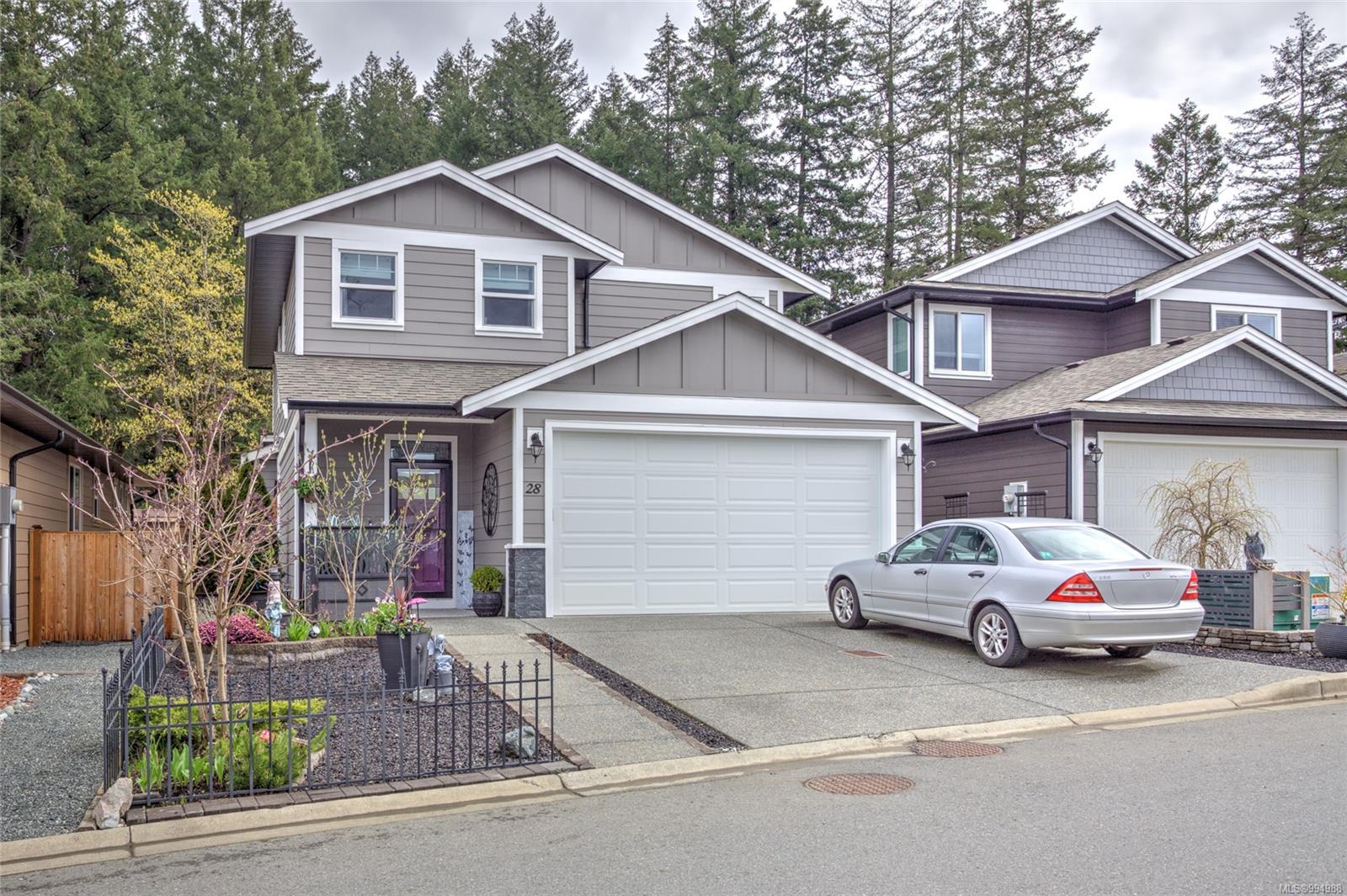 $748,000 - 3205 Gibbins Rd<br>British Columbia, V9L 1G7