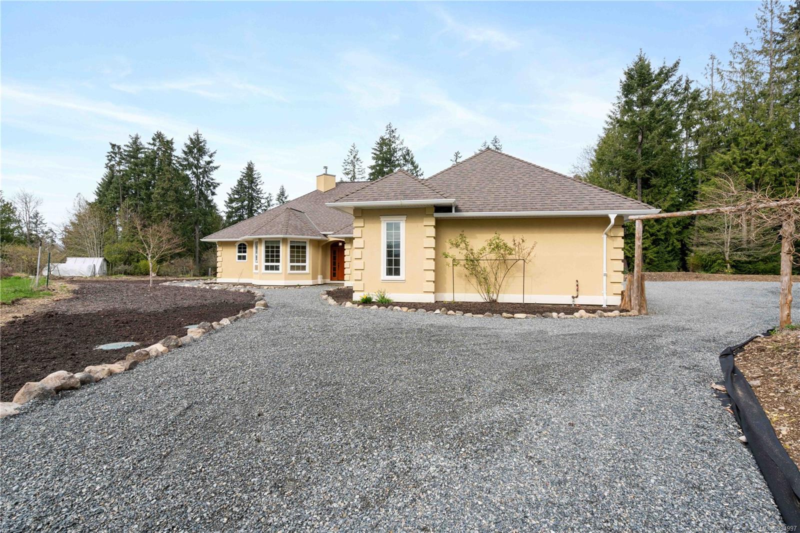 $1,990,000 - 2100 HILBERT Rd<br>British Columbia, V9X 1T1