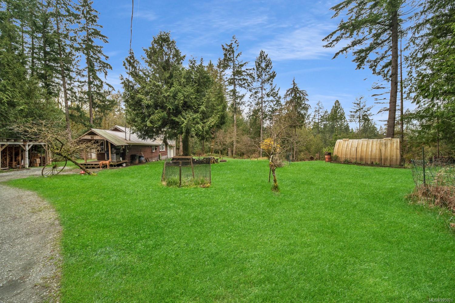 $1,200,000 - 8706 Trans Canada Hwy<br>British Columbia, V0R 1K4