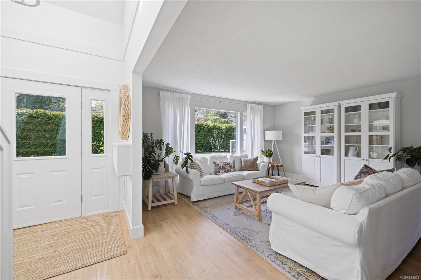 $1,289,000 - 595 Eaglecrest Dr<br>British Columbia, V9K 1E4
