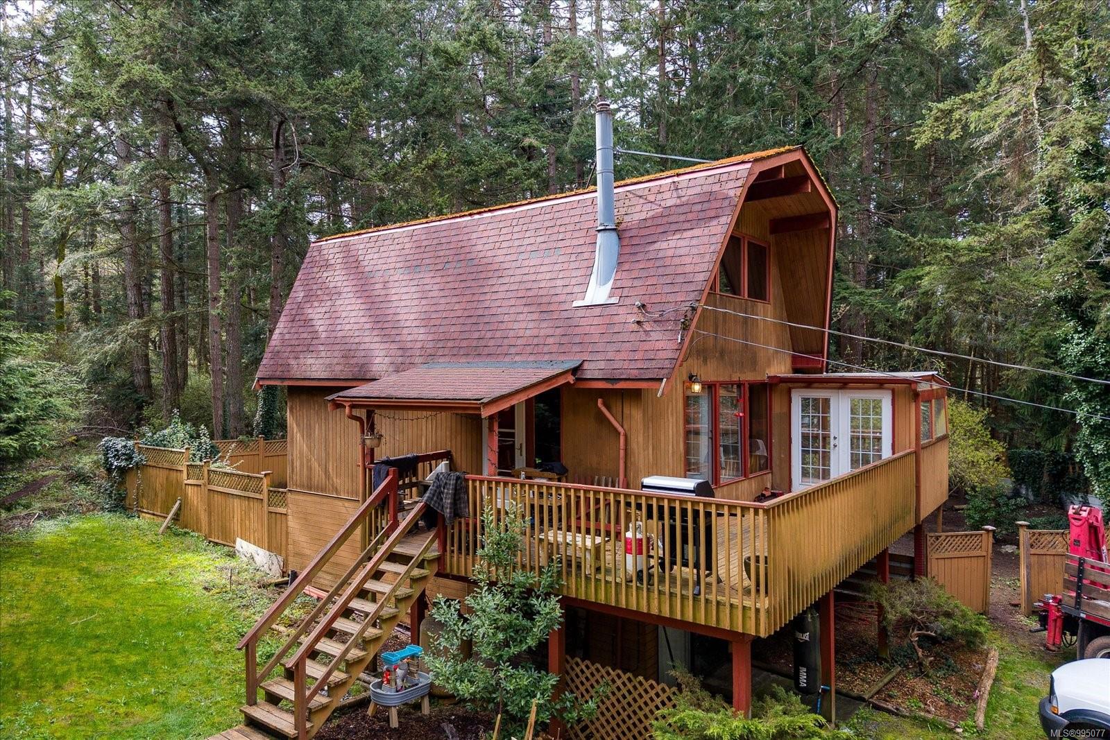 $625,000 - 1545 Whalebone Dr<br>British Columbia, V0R 1X5