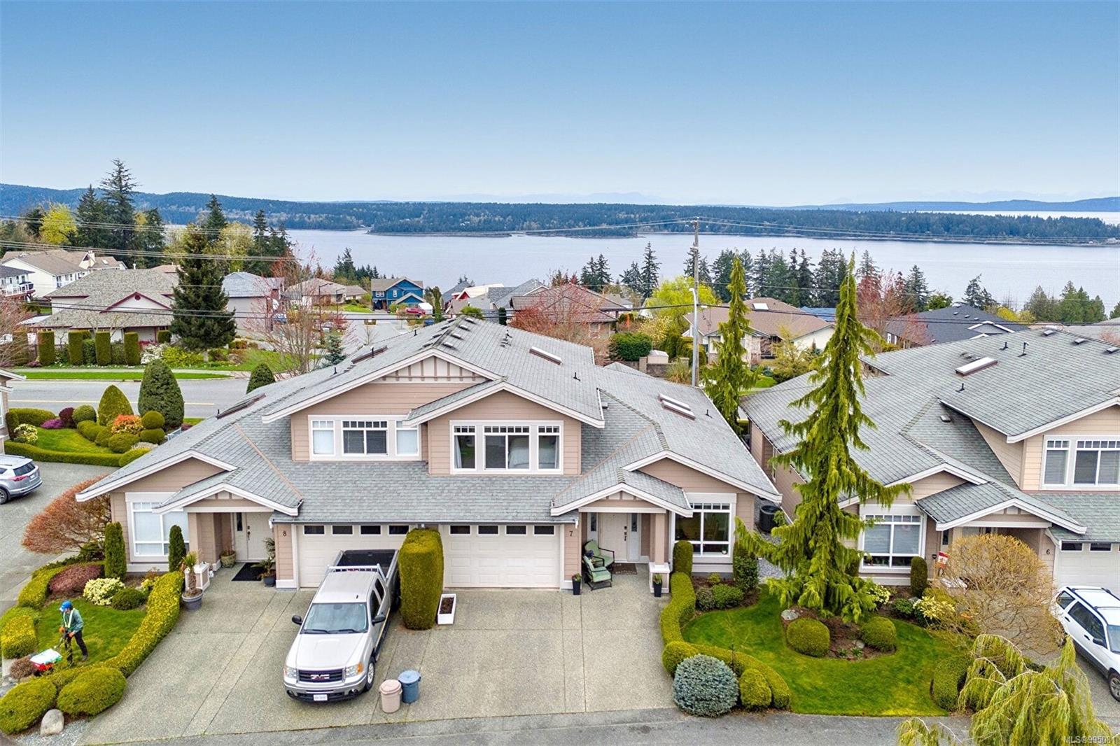 $719,000 - 500 Russell Rd<br>British Columbia, V9G 1W3