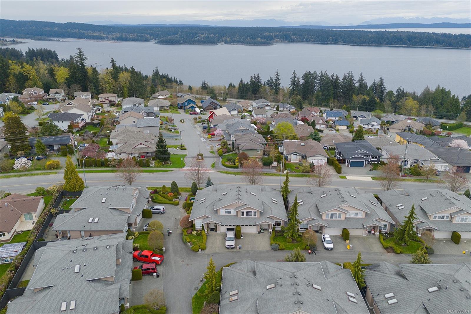 $719,000 - 500 Russell Rd<br>British Columbia, V9G 1W3