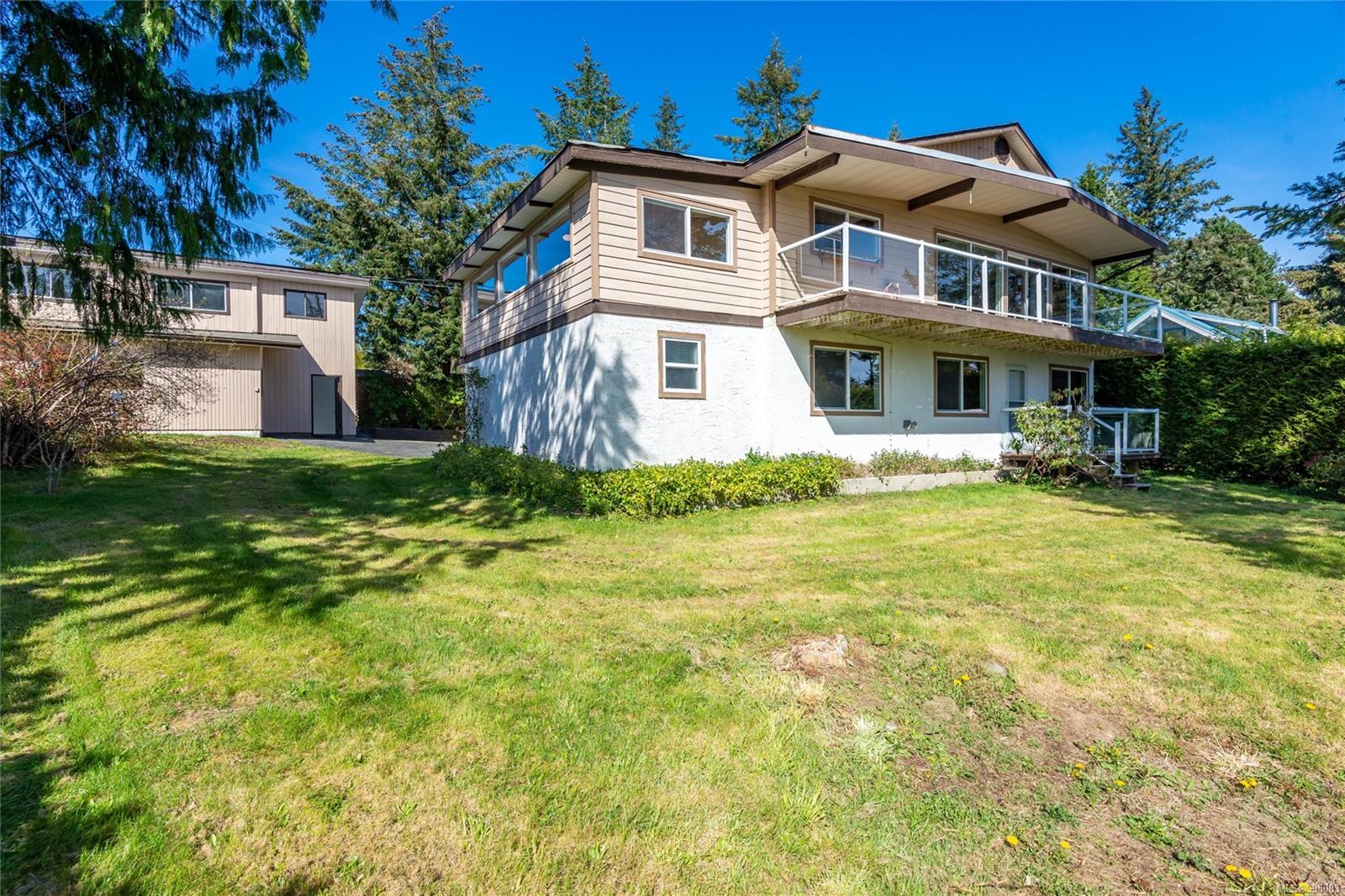 $829,000 - 233 Quadra Loop<br>British Columbia, V0P 1N0