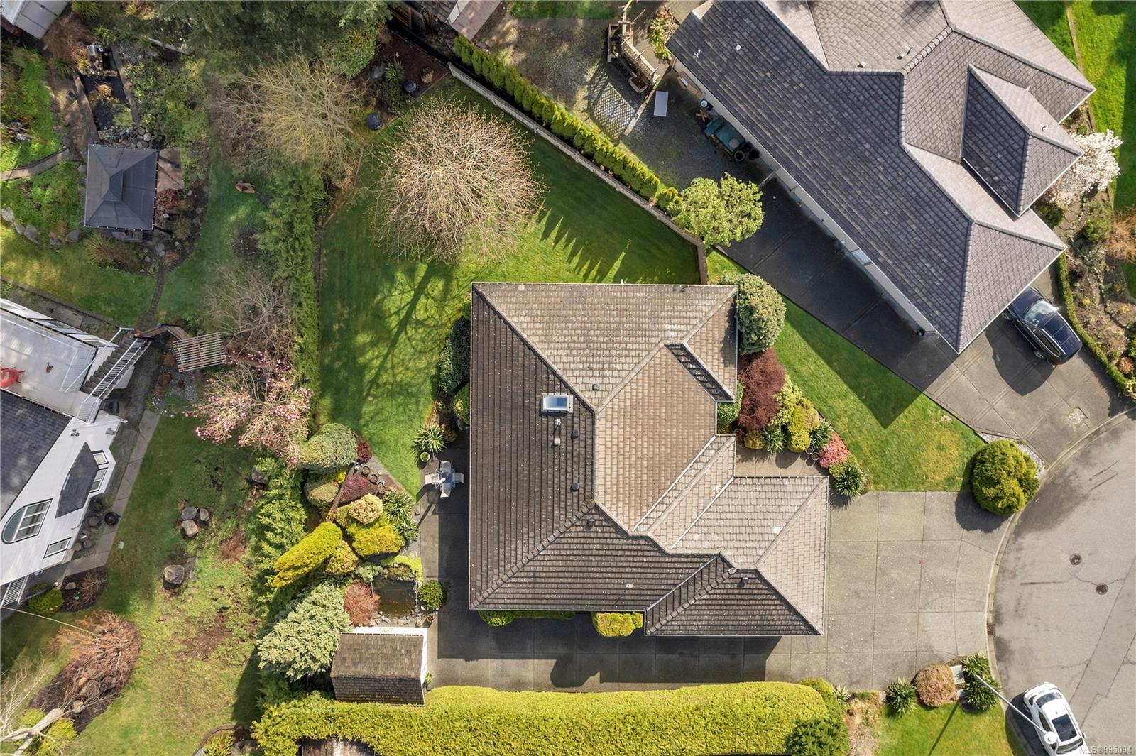 $779,900 - 1949 Pinehurst Pl<br>British Columbia, V9H 1R5