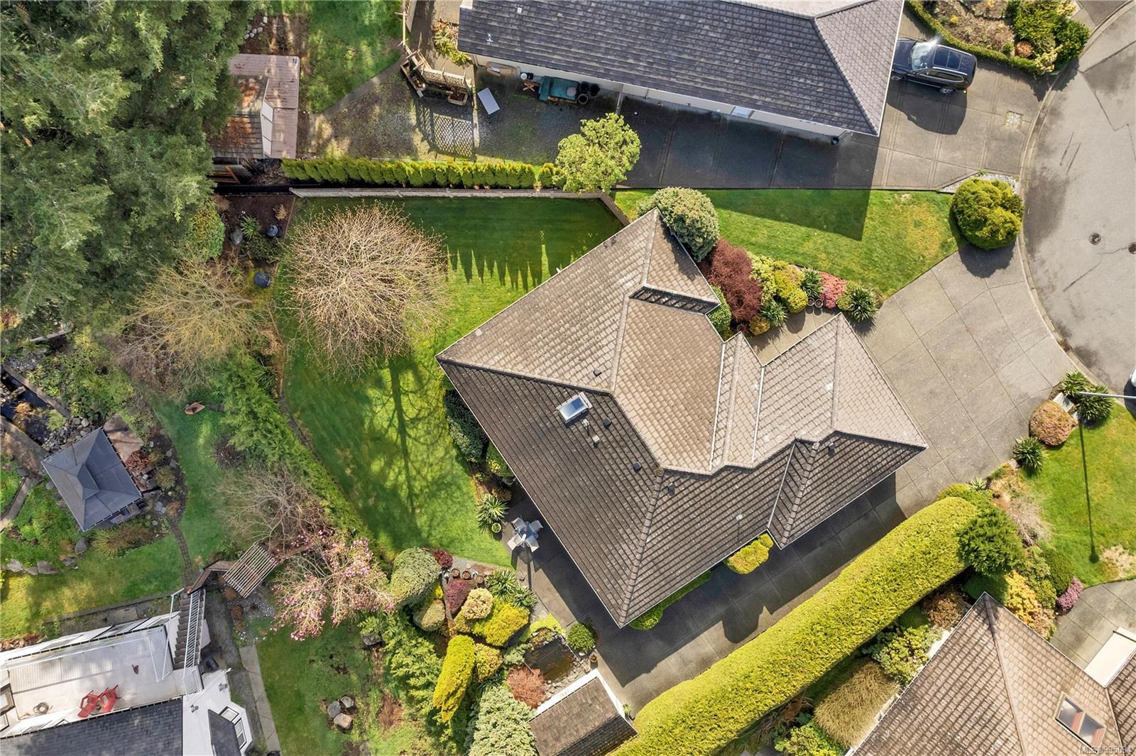$779,900 - 1949 Pinehurst Pl<br>British Columbia, V9H 1R5
