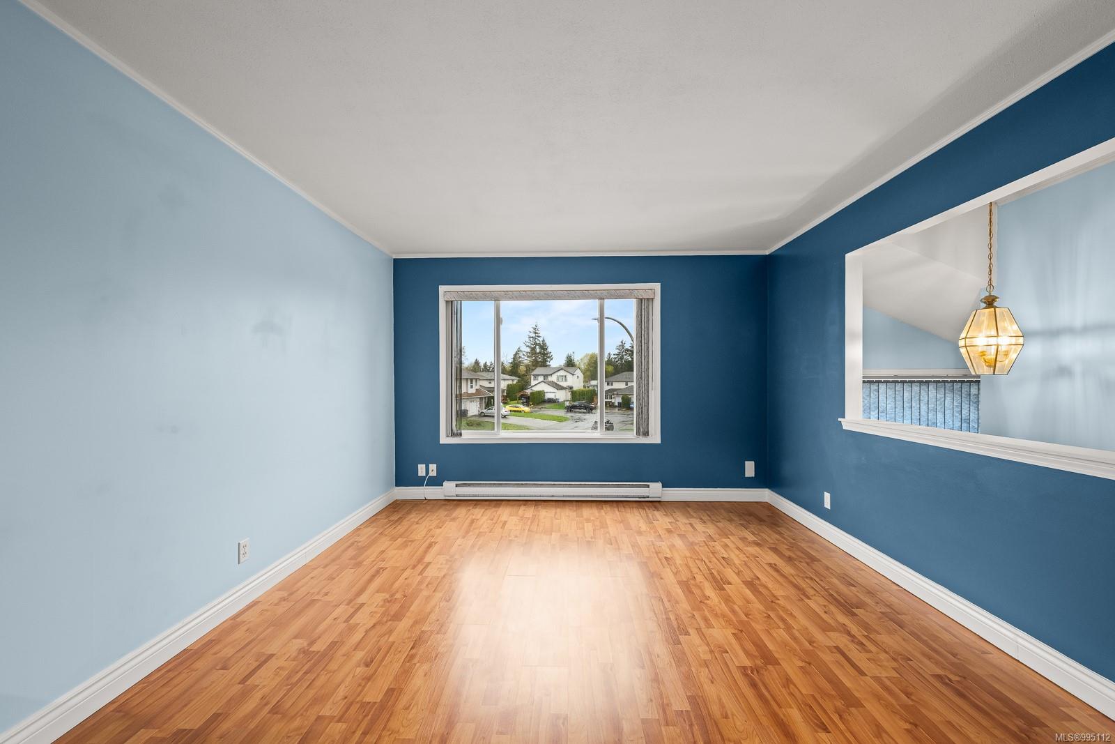 $599,900 - 2775 Myra Pl<br>British Columbia, V9N 8S6