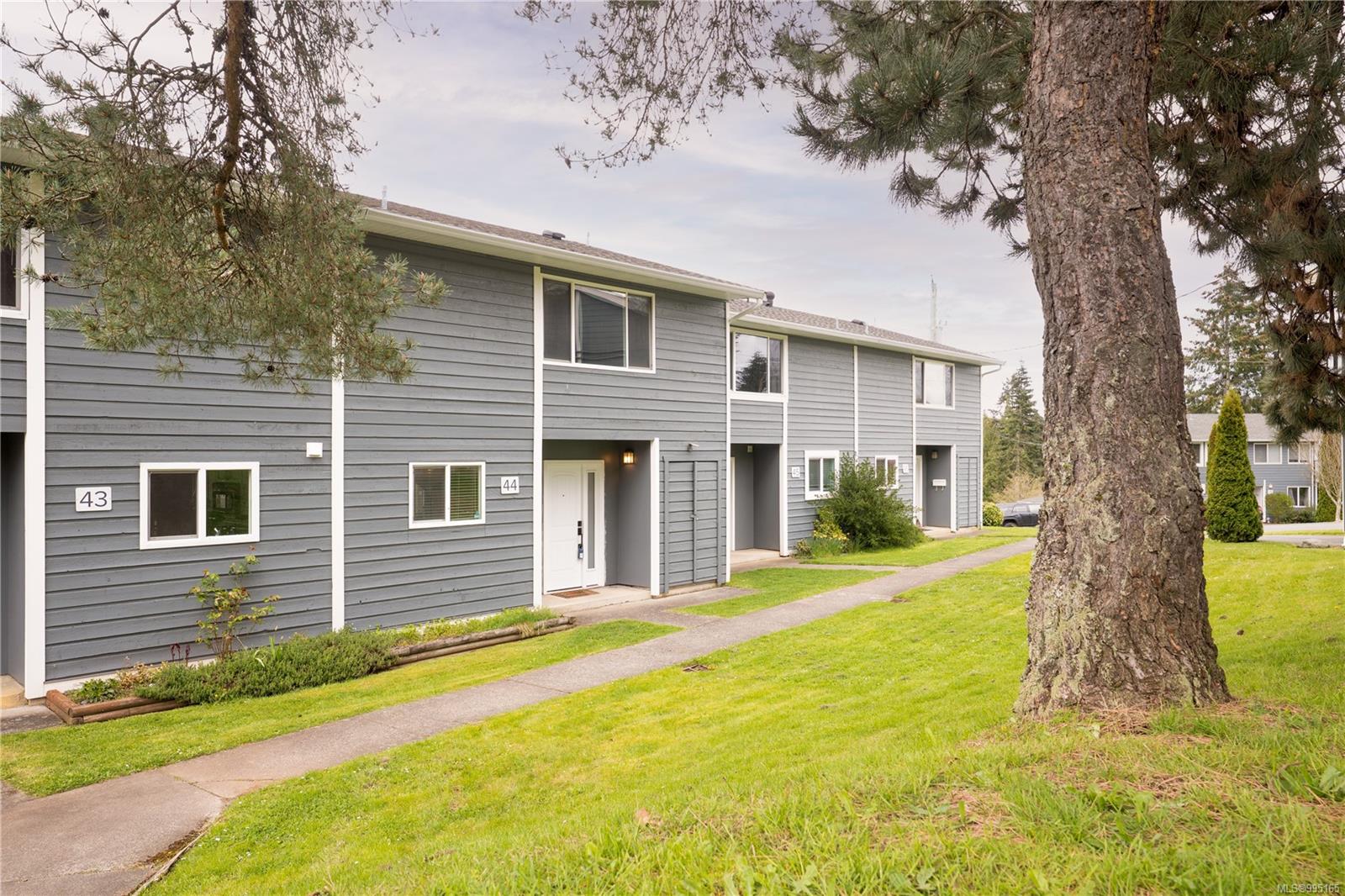 $449,900 - 507 9th St<br>British Columbia, V9R 1A8