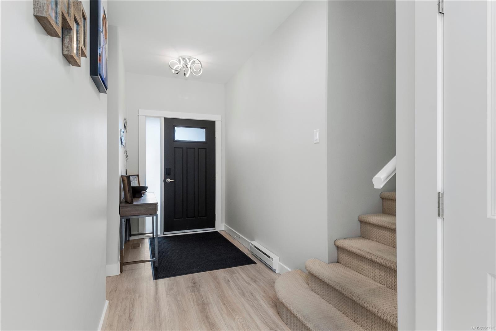$749,500 - 2033 Varsity Landing<br>British Columbia, V9H 0B2