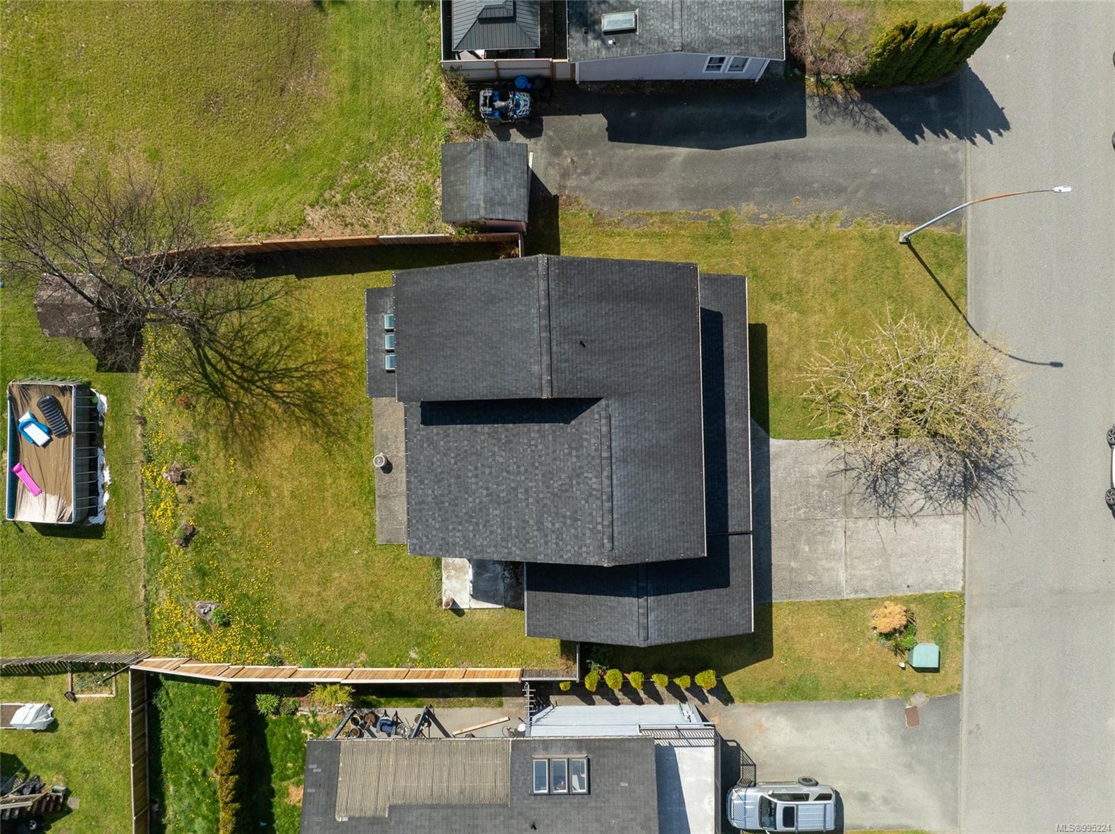 $569,000 - 9524 McDougal Rd<br>British Columbia, V0N 2P0