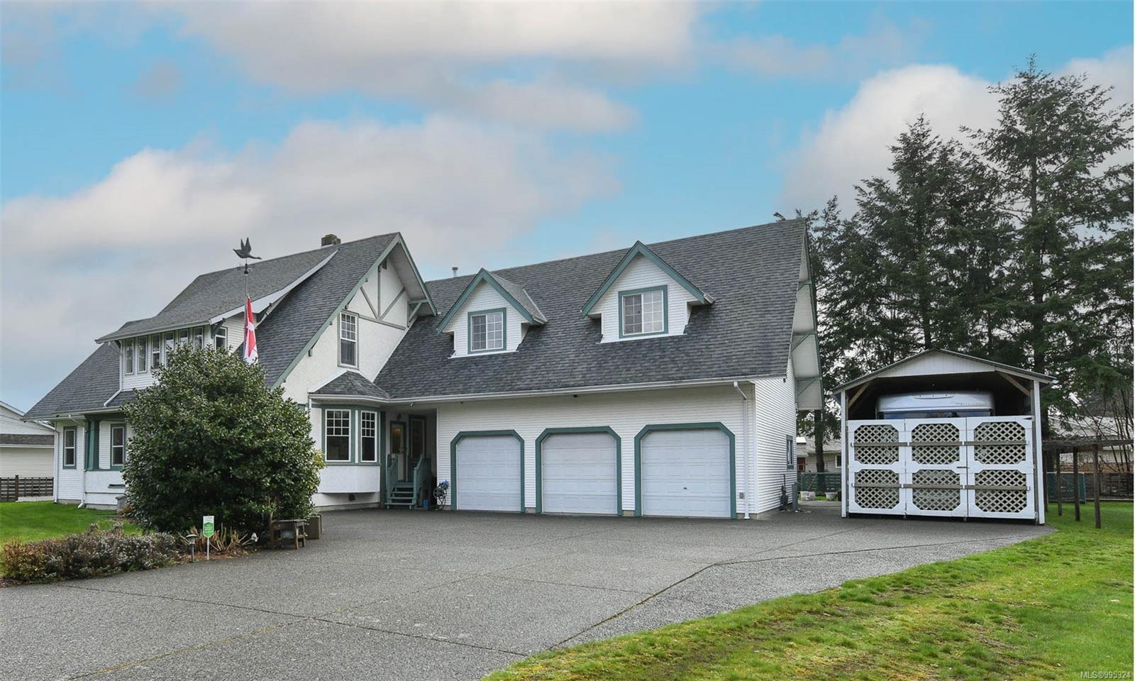 $1,495,000 - 1810 Cumberland Rd<br>British Columbia, V9N 2E9