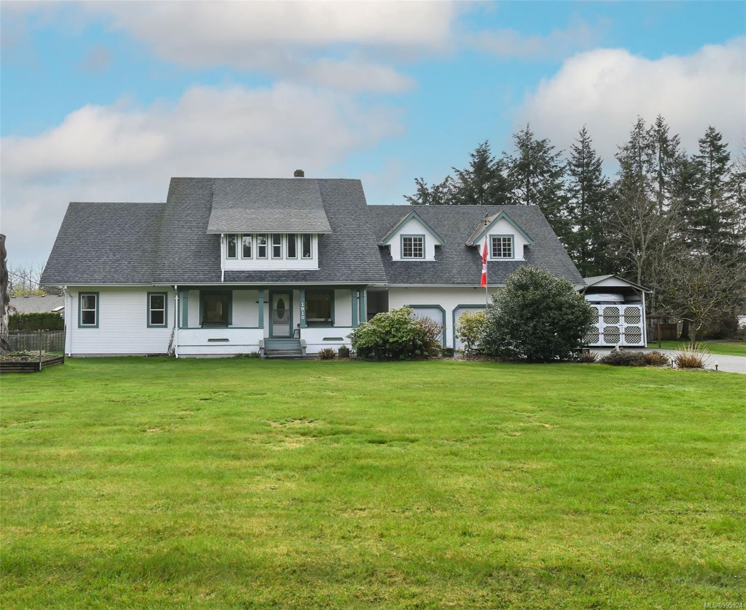 $1,495,000 - 1810 Cumberland Rd<br>British Columbia, V9N 2E9