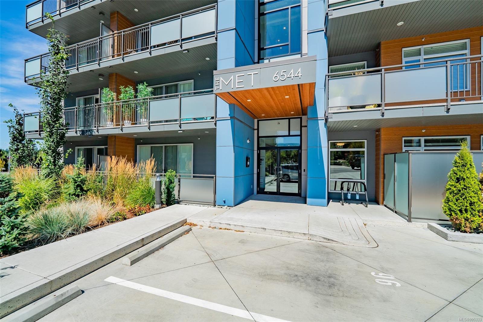 $474,900 - 6544 Metral Dr<br>British Columbia, V9T 2L8