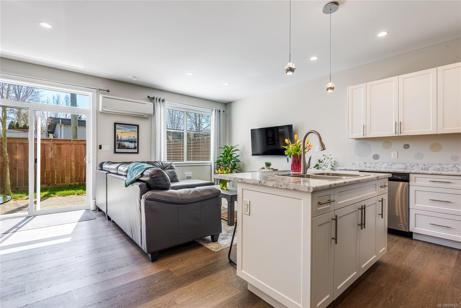 $534,800 - 328 Petersen Rd<br>British Columbia, V9W 3H5
