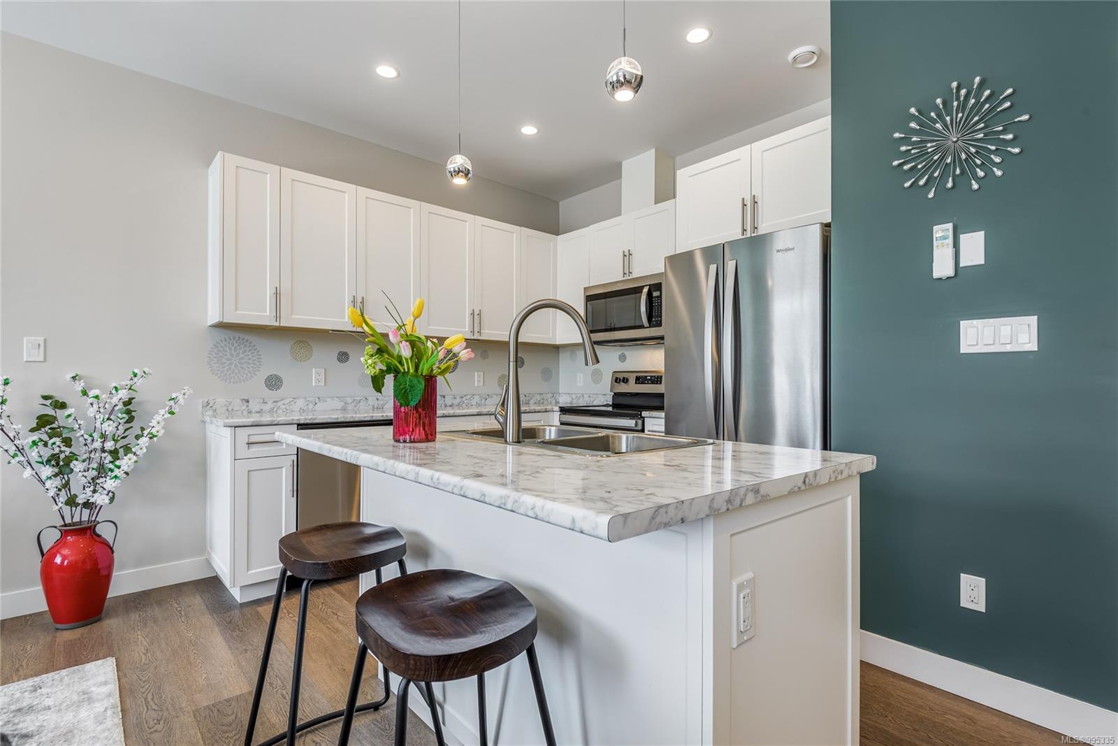 $534,800 - 328 Petersen Rd<br>British Columbia, V9W 3H5