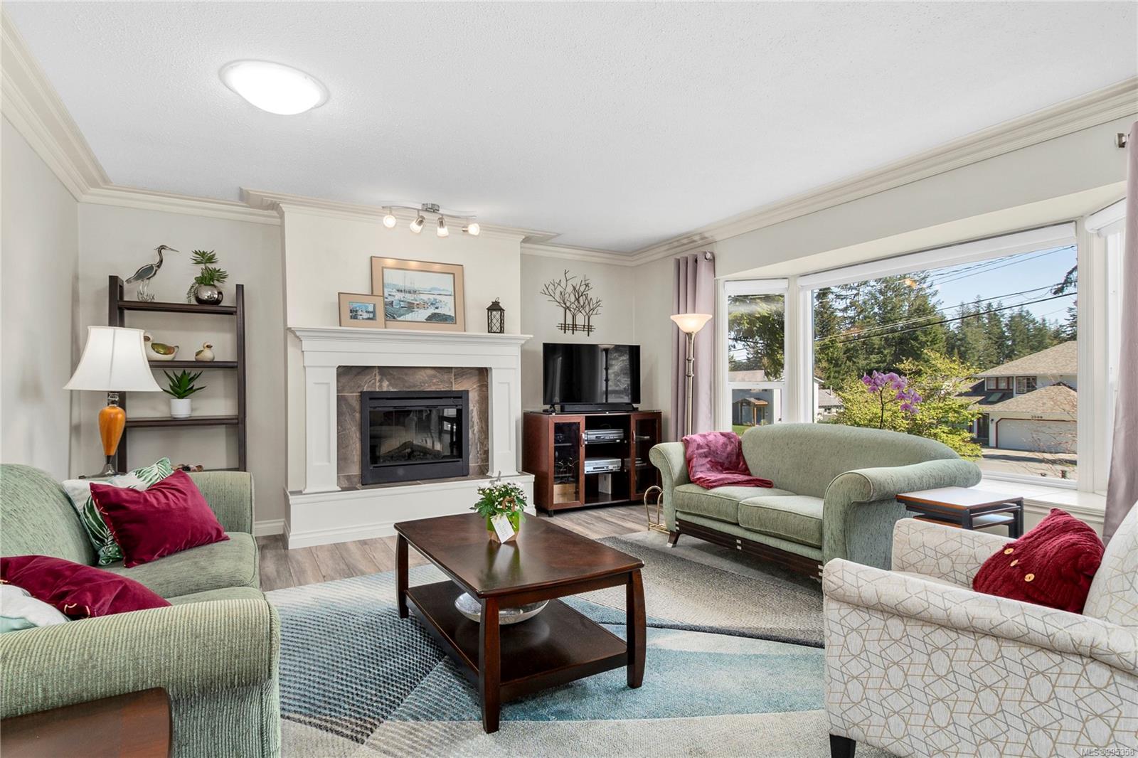 $915,000 - 2492 Dolly Varden Rd<br>British Columbia, V9W 4W6