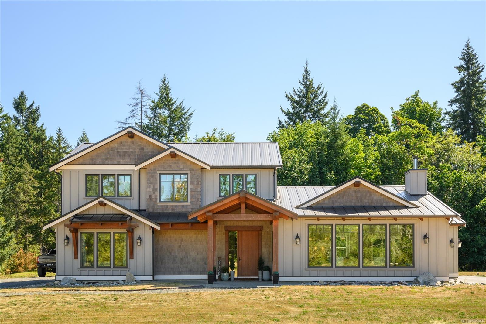 $1,649,999 - 730 Parry's Park Rd<br>British Columbia, V9P 1T8