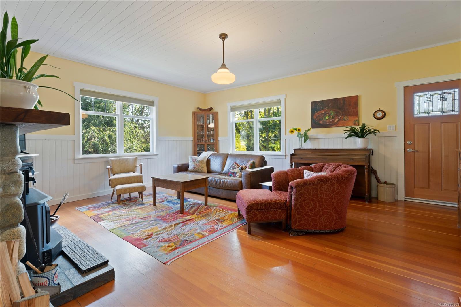 $2,395,000 - 7661 Mays Rd<br>British Columbia, V9L 6A8