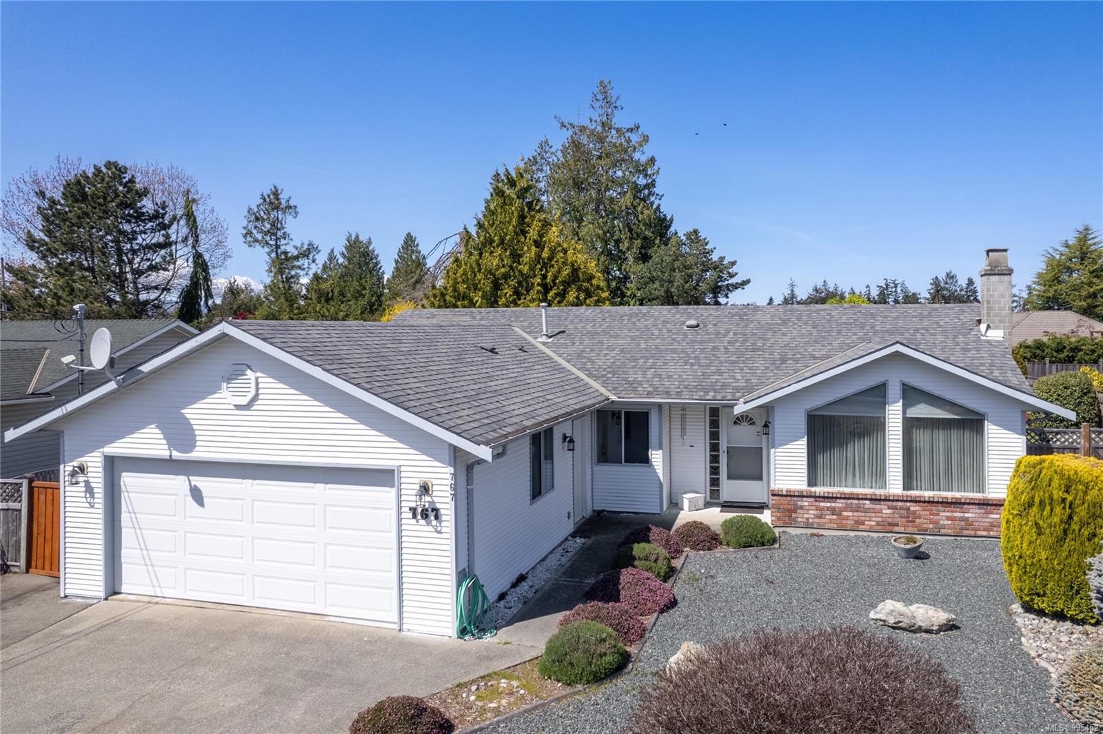 $723,500 - 767 Fairwind Ave<br>British Columbia, V9P 1B2