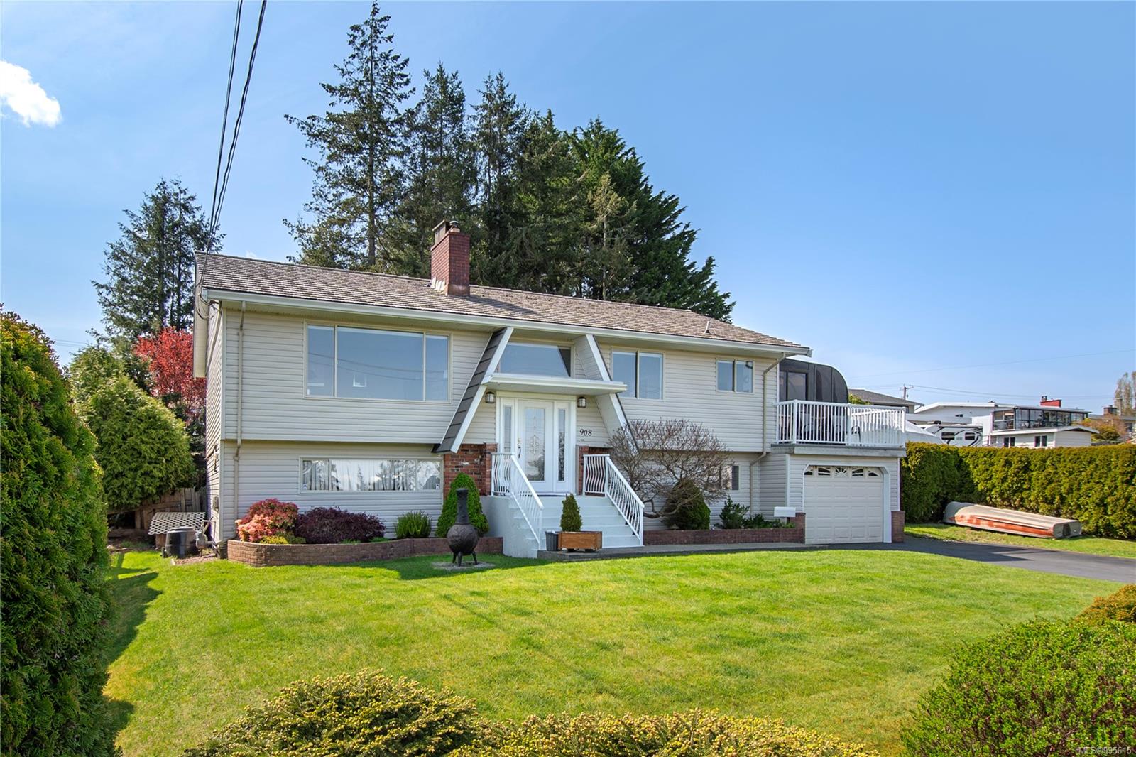 $769,000 - 908 Galerno Rd<br>British Columbia, V9W 1J1