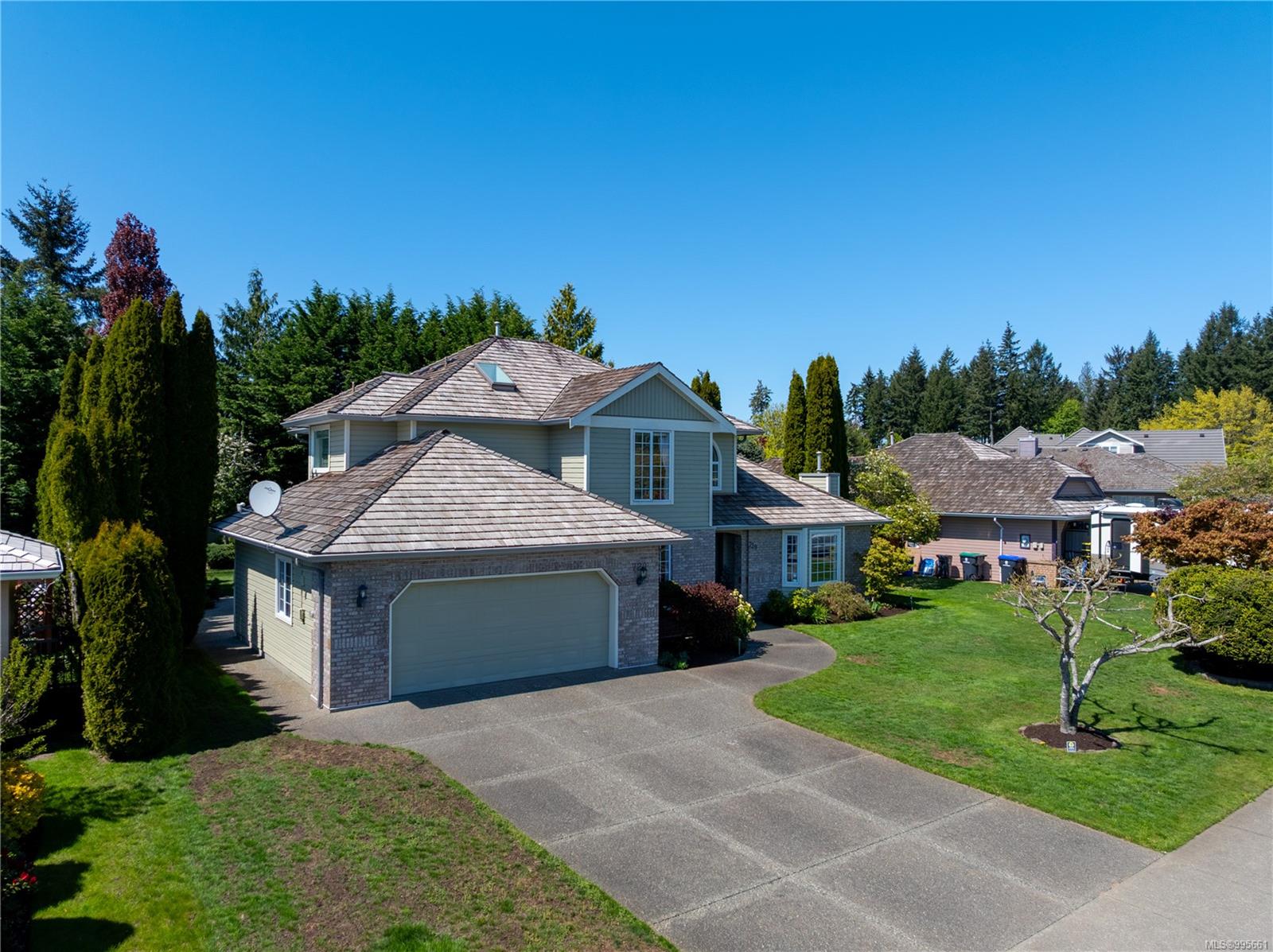 $1,159,000 - 729 Crown Isle Dr<br>British Columbia, V9N 8R5