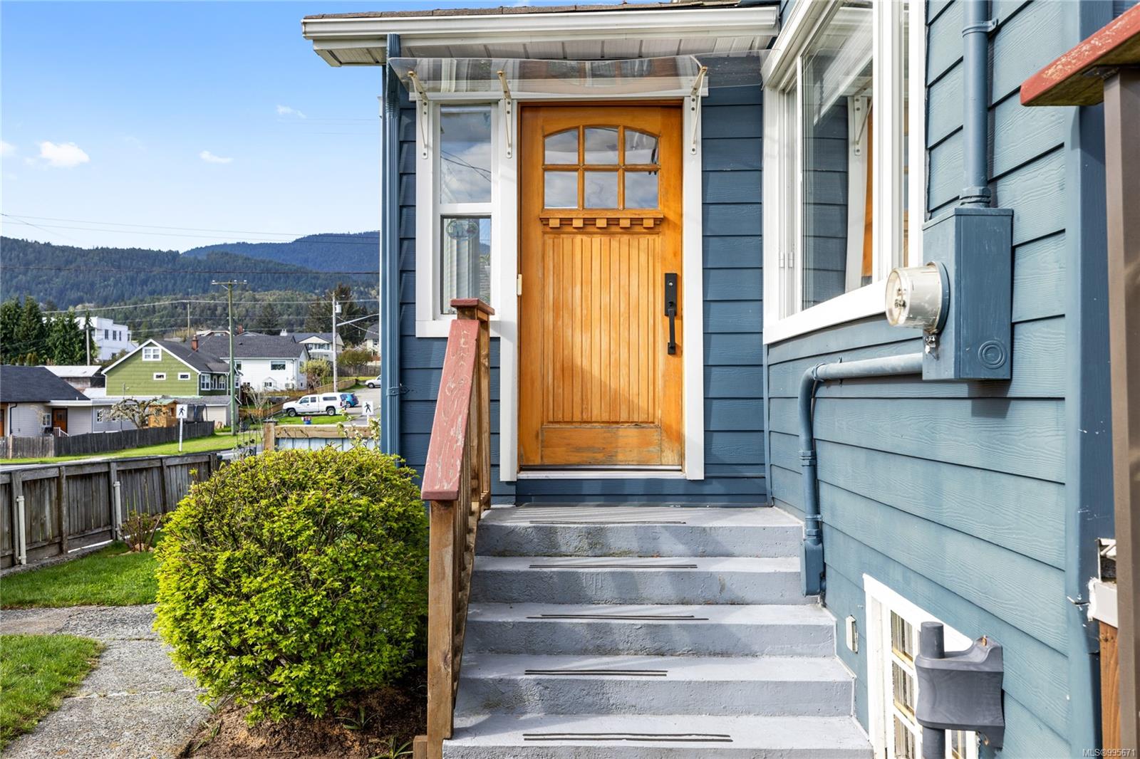 $699,000 - 226 Roberts St<br>British Columbia, V9G 1S8