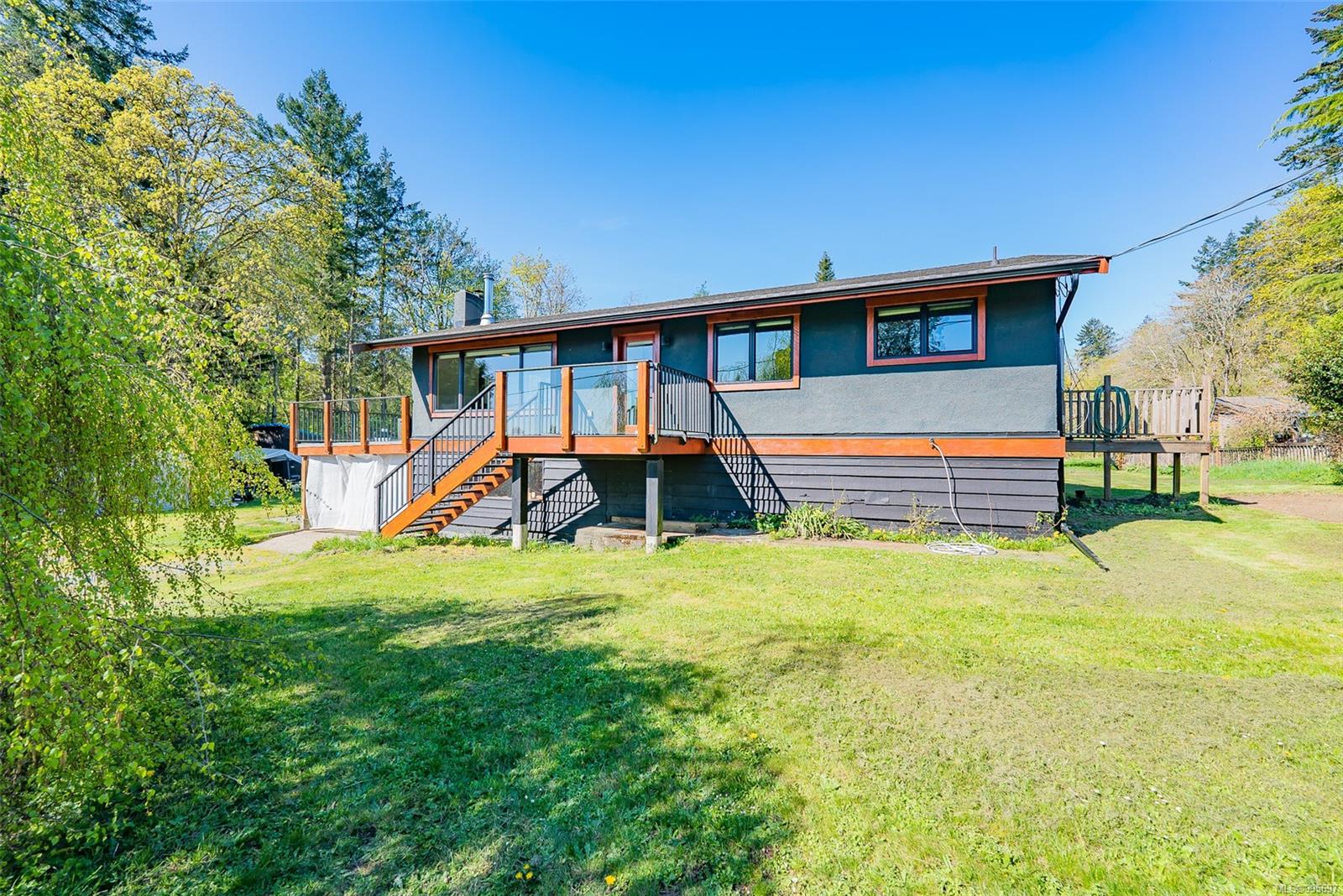 1621 Fawcett Rd, Na Cedar real estate property for sale in Nanaimo British Columbia, V9X 1P2