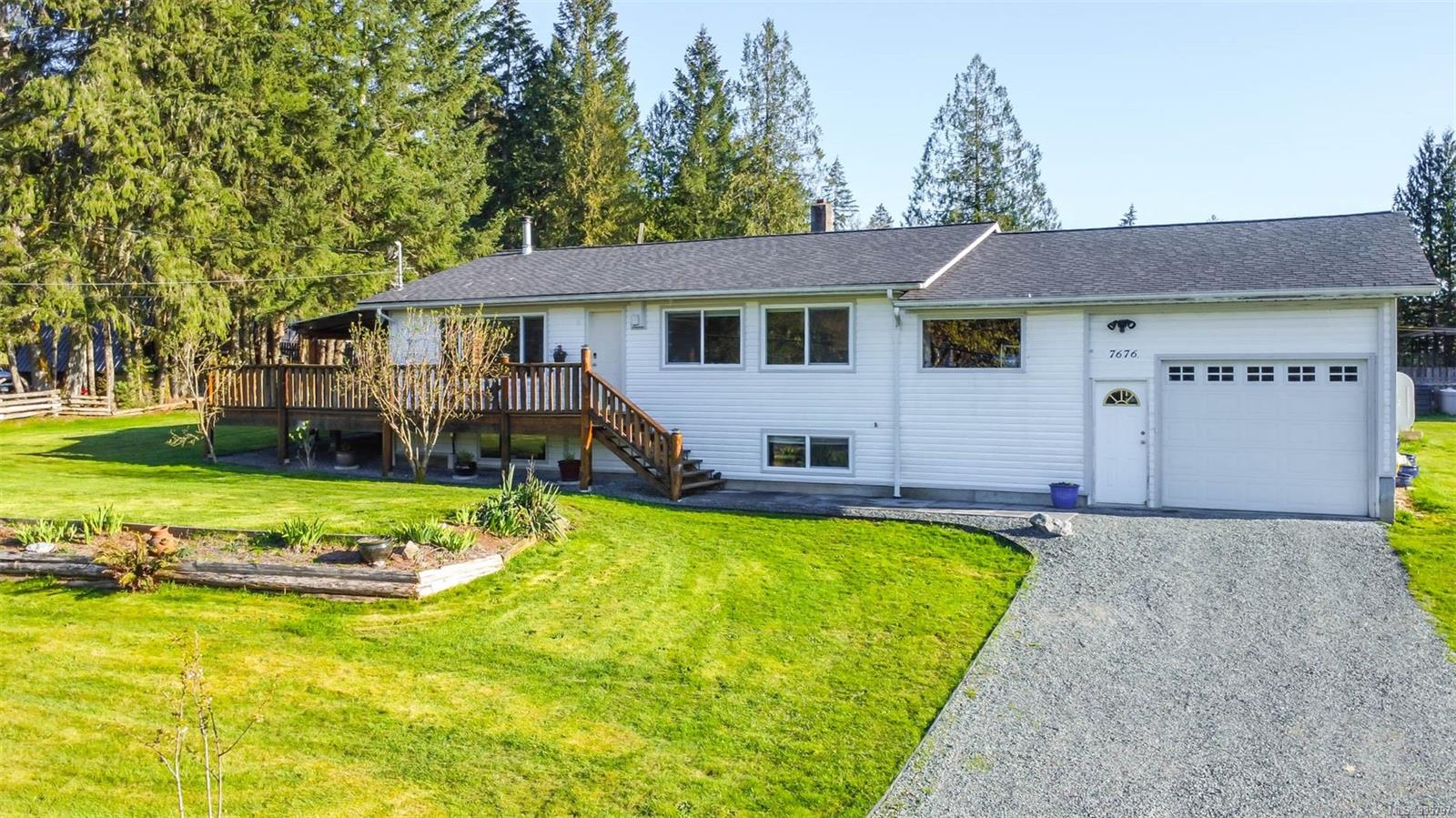 $629,900 - 7676 Bell Rd<br>Port Alberni, British Columbia, V9Y 9E6